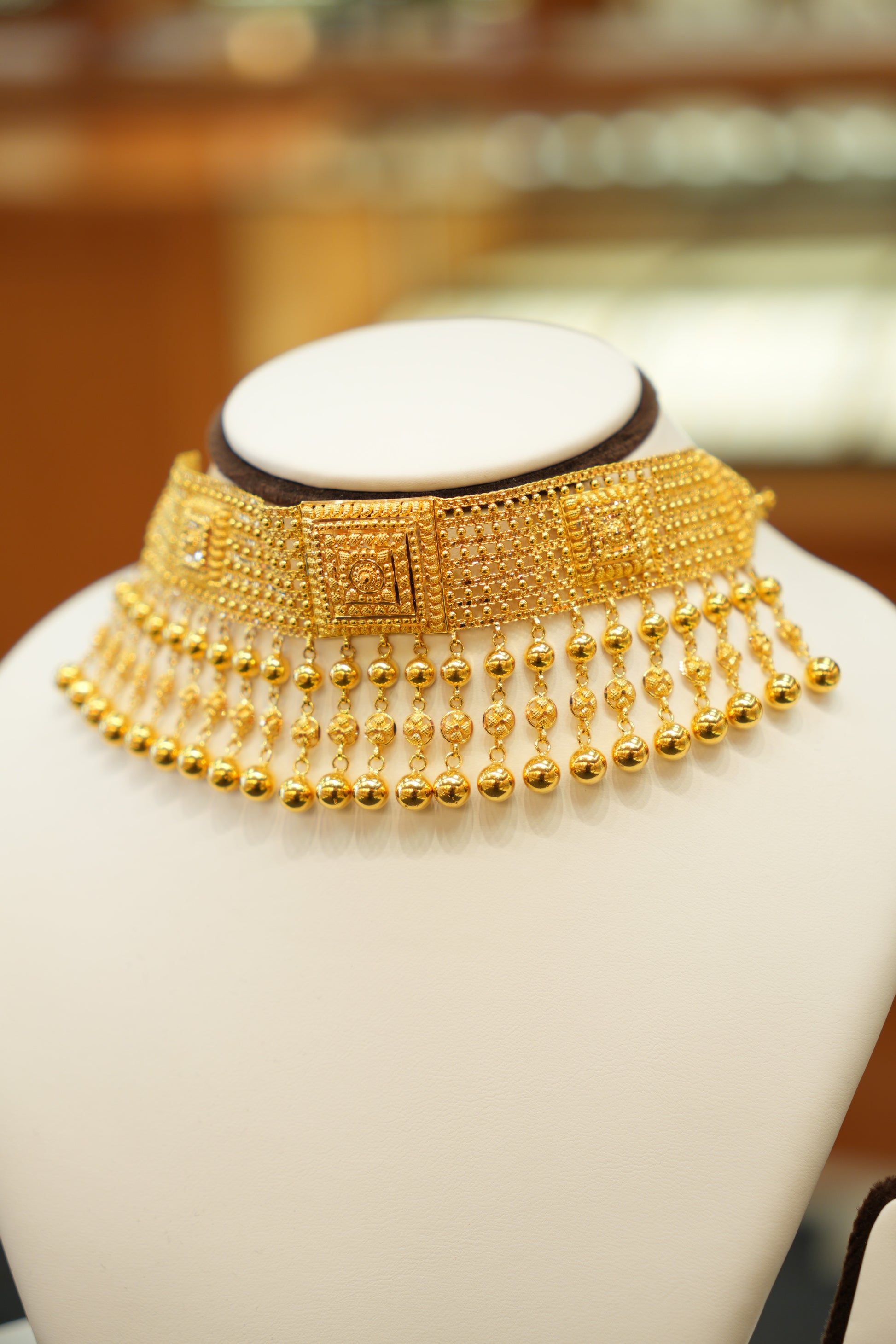 22K Gold Designer Choker Set