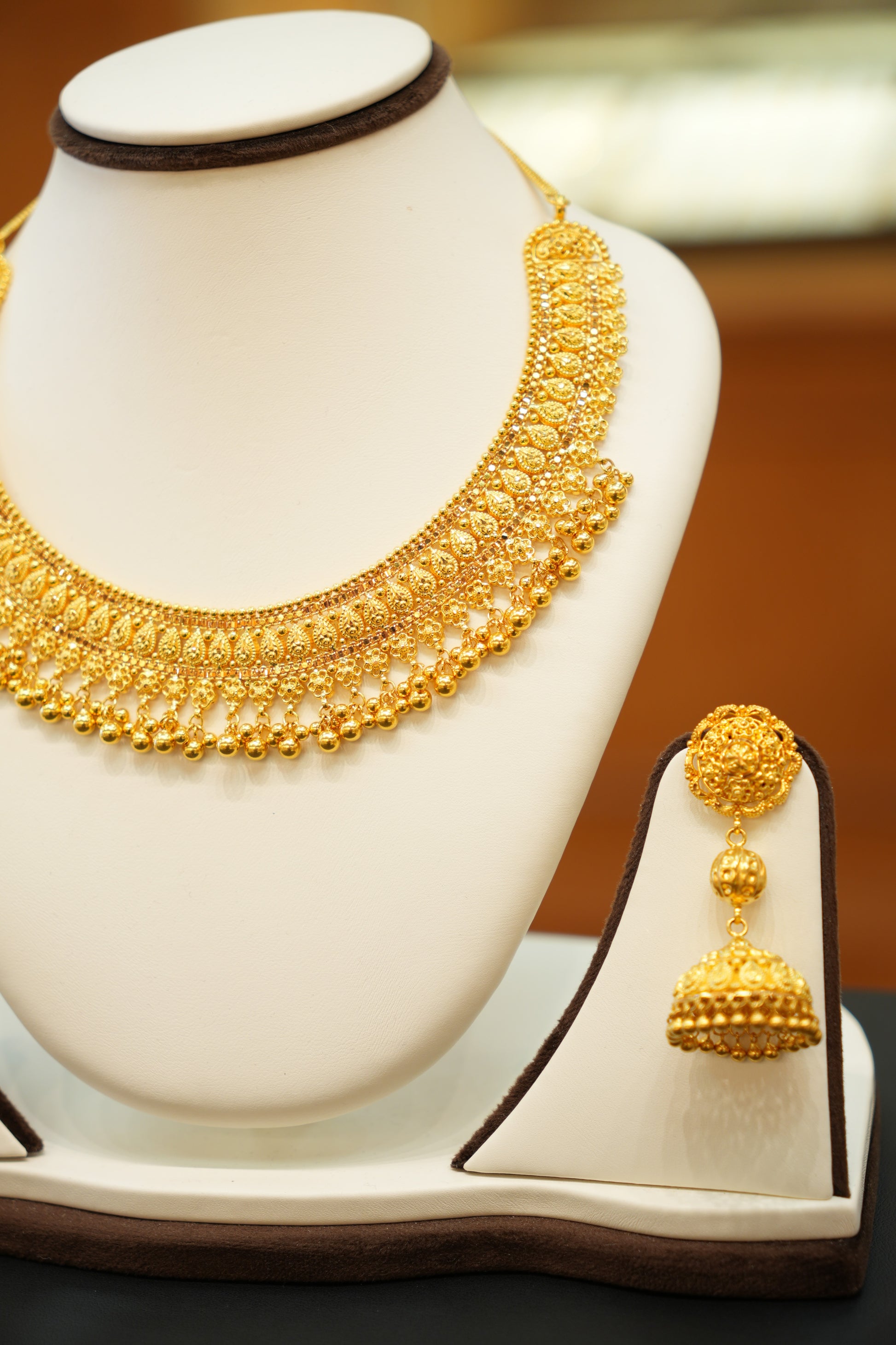 22K Gold Designer Necklace Set