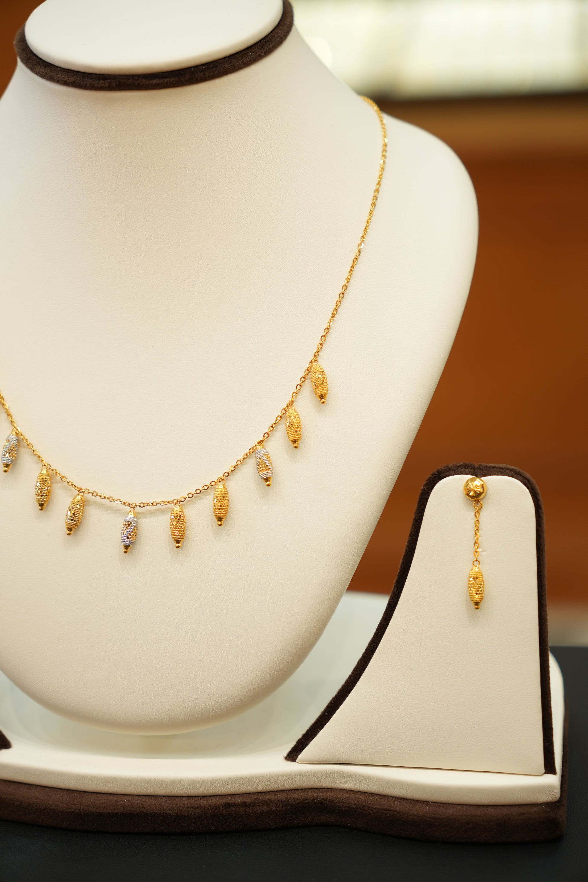 22K Gold Designer Necklace Set
