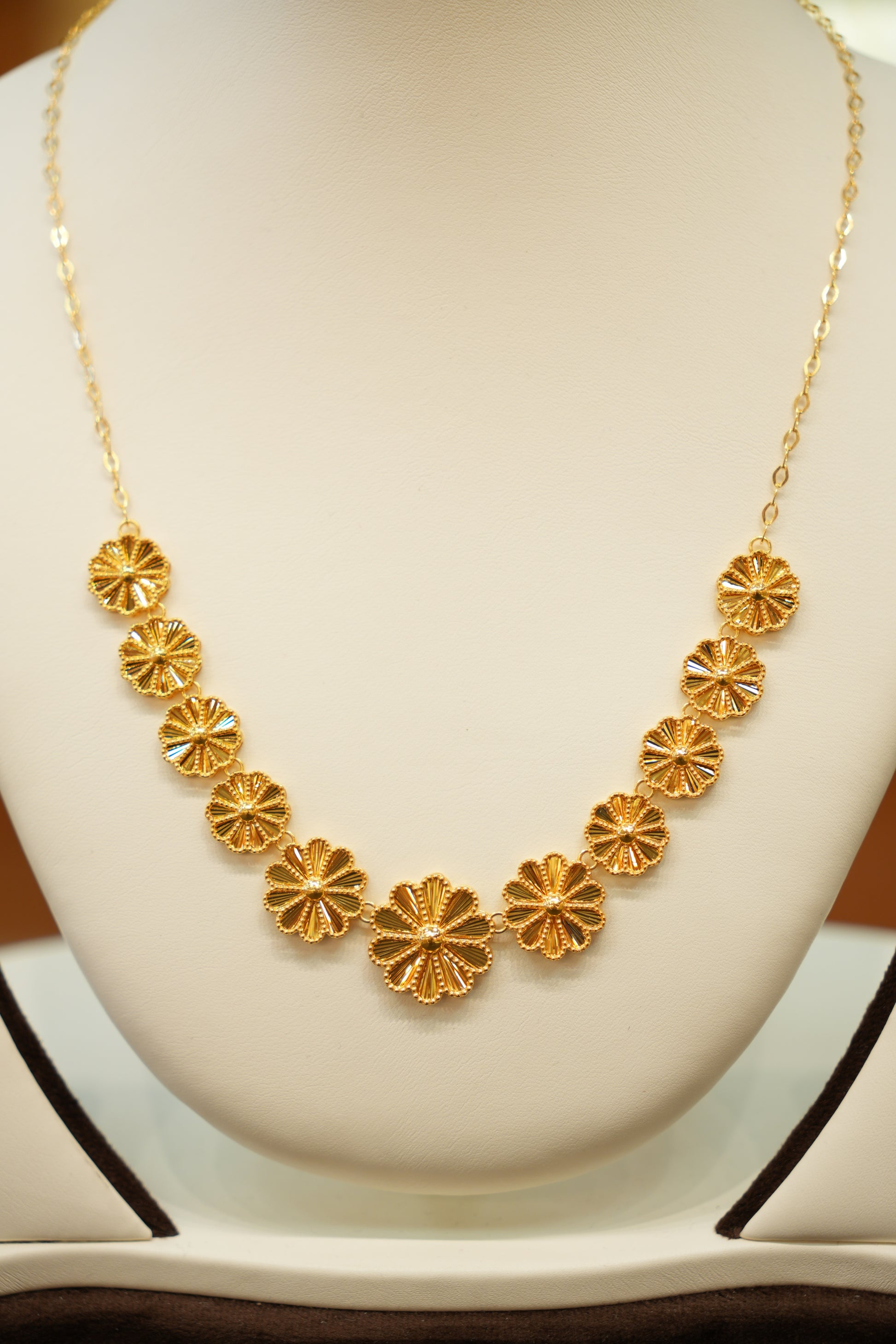 22K Gold Flower Designer Necklace Set