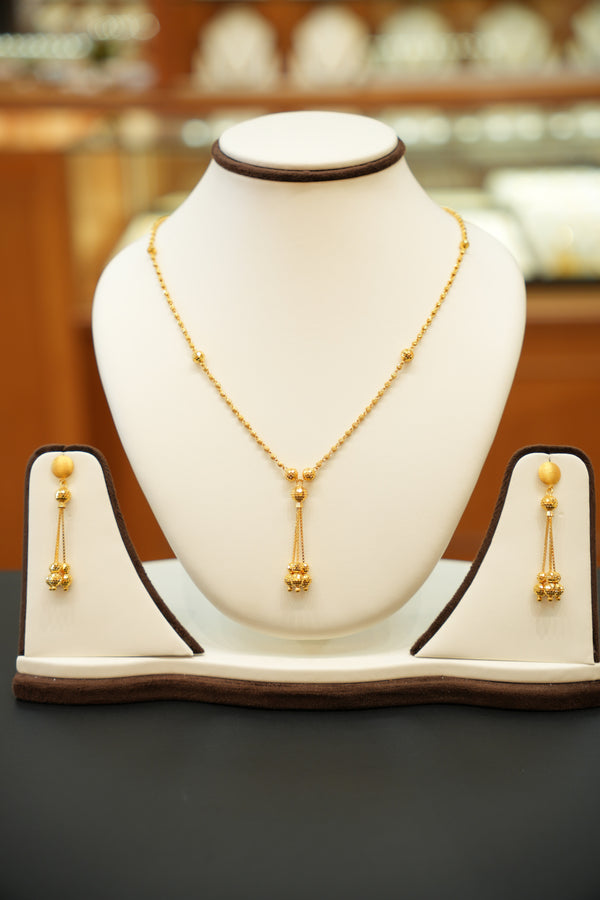 22K Gold Designer Ladies Necklace Set
