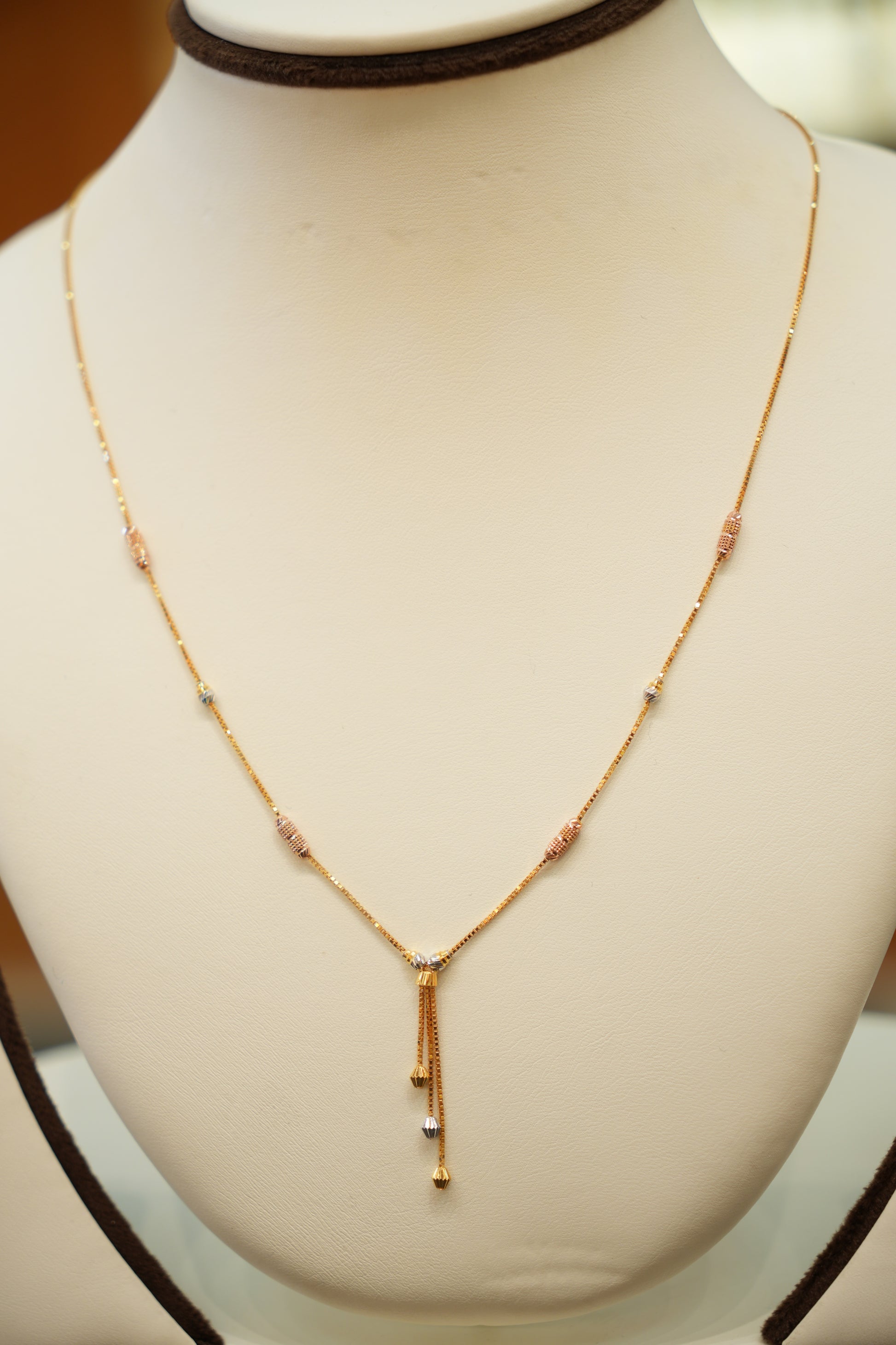 22K Gold Designer Ladies Necklace Set