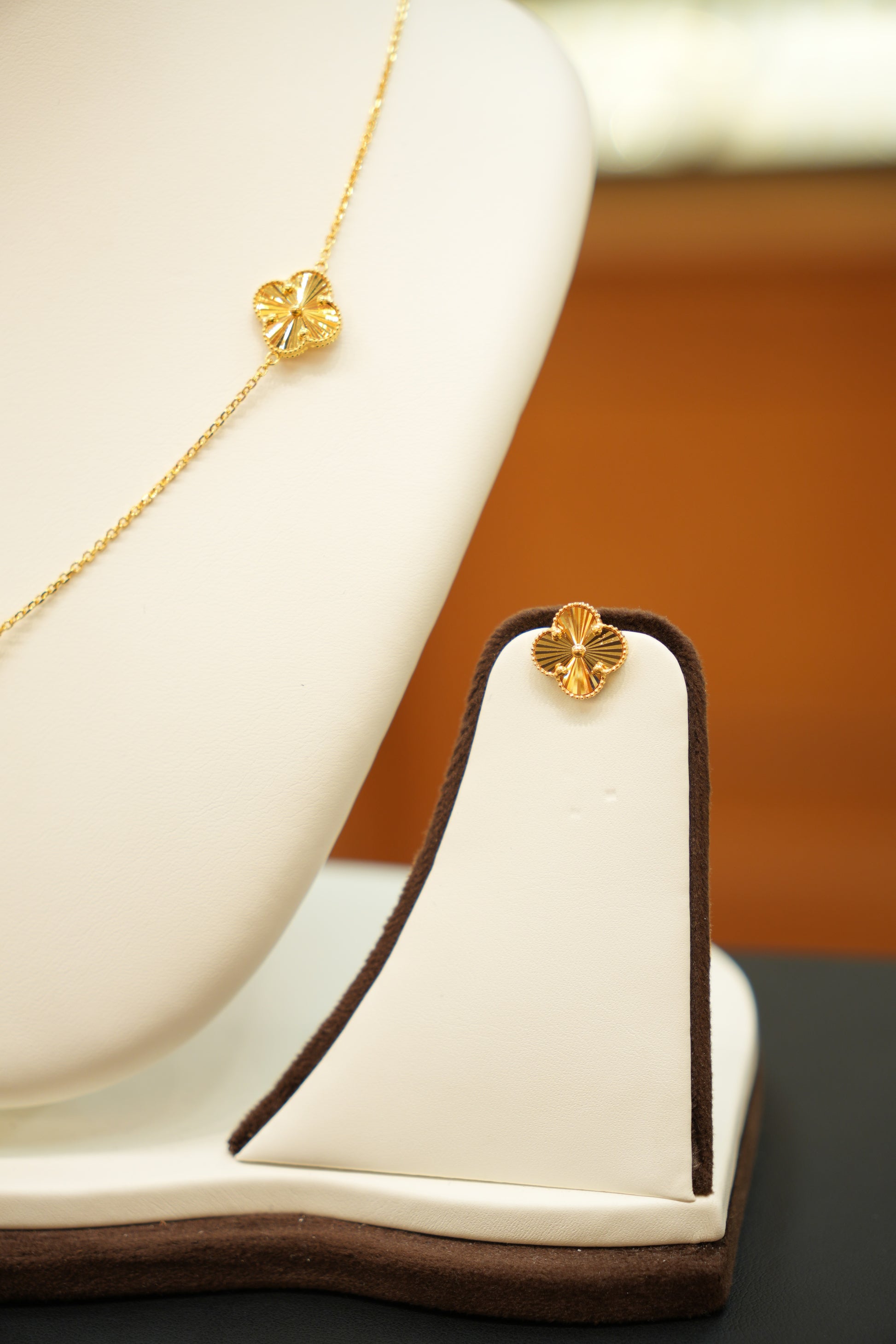22K Gold Clover Designer Ladies Necklace Set
