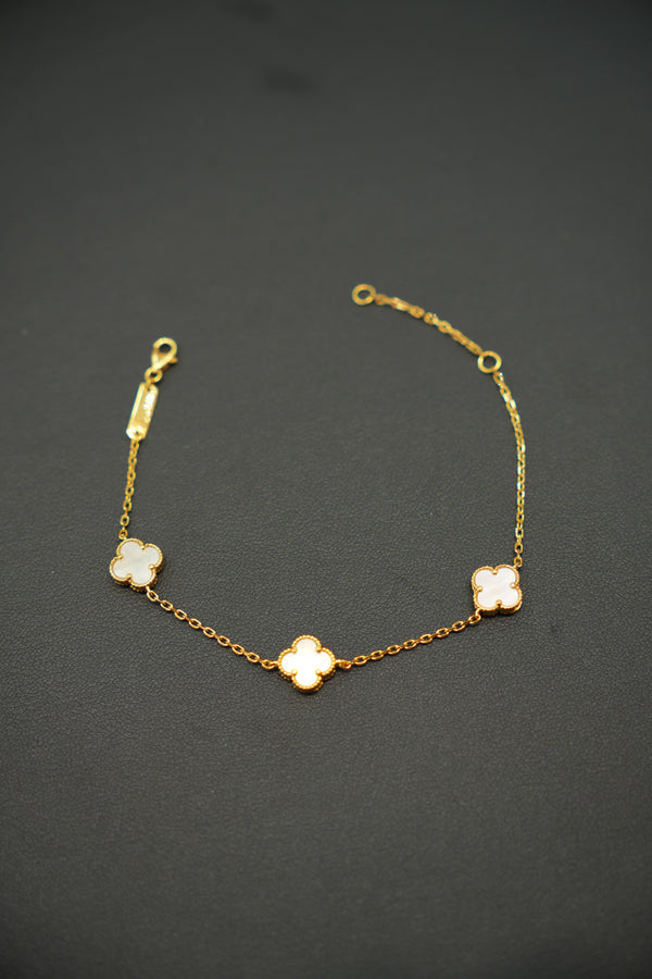 22k Gold Clover Designer Ladies Bracelet