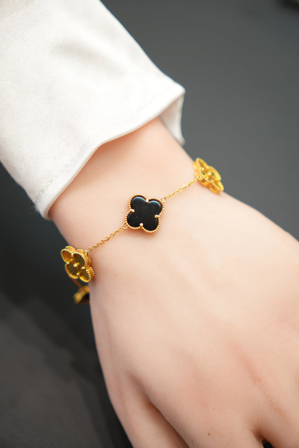 22k Gold Clover Designer Ladies Bracelet