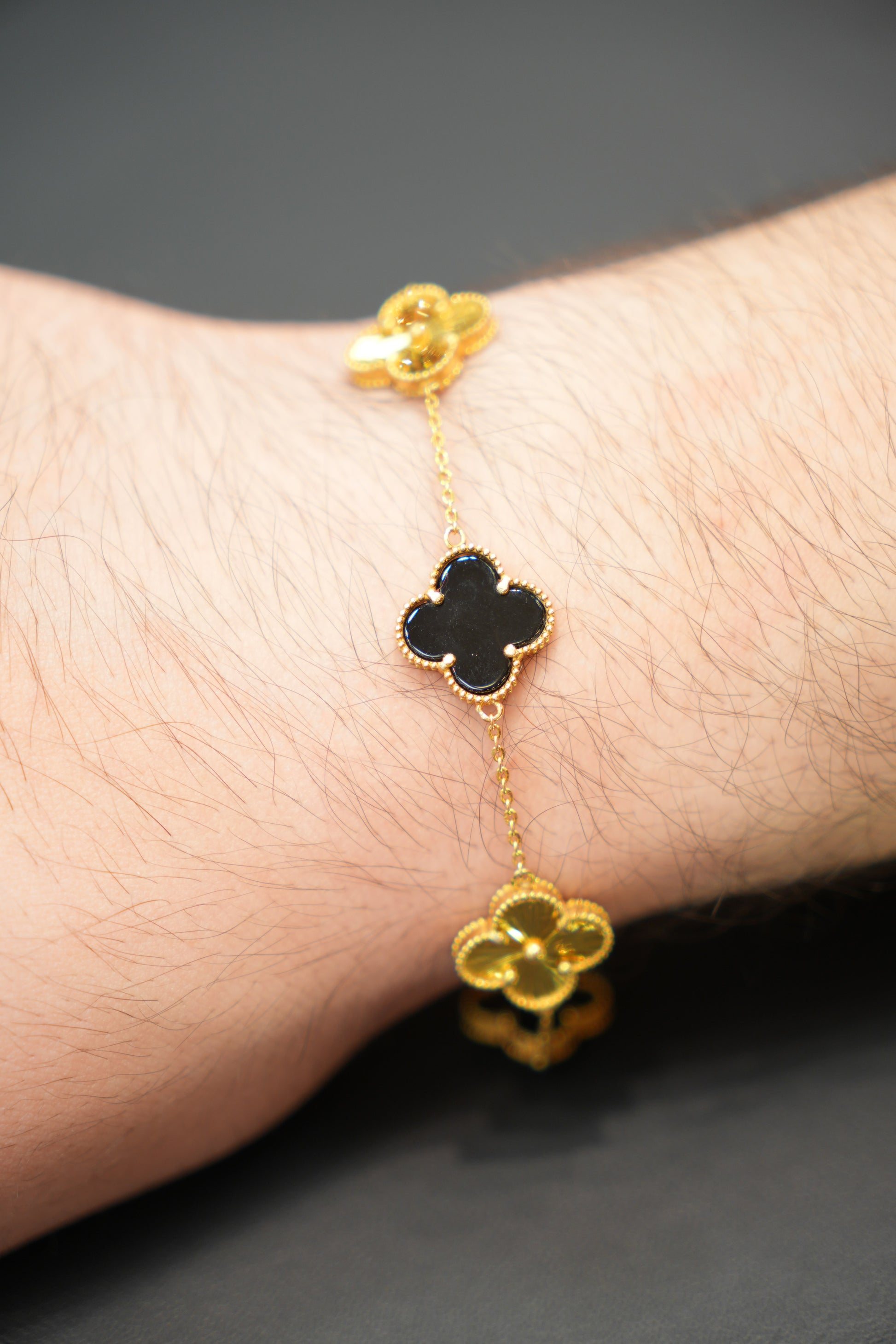 22k Gold Clover Designer Ladies Bracelet