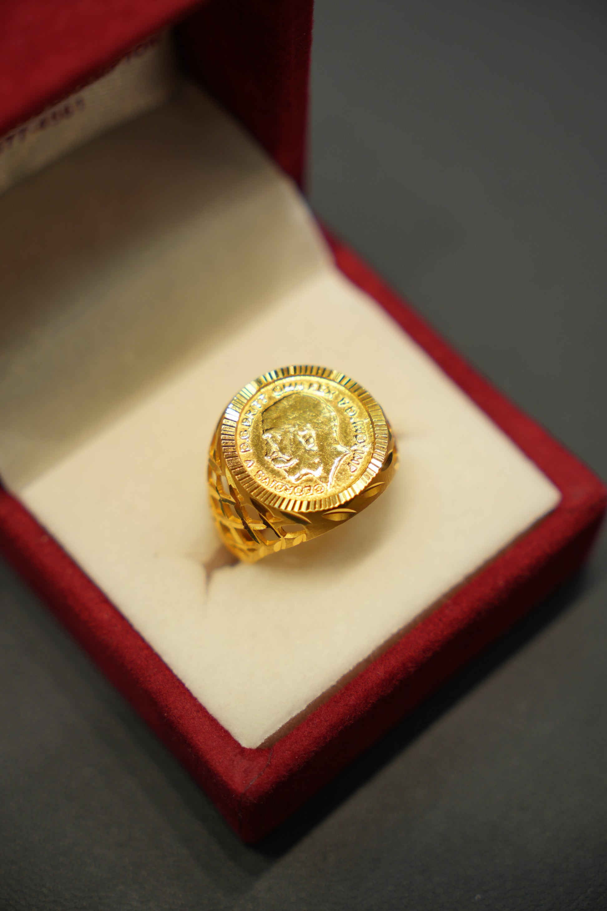 22k Gold Designer Men's Ring