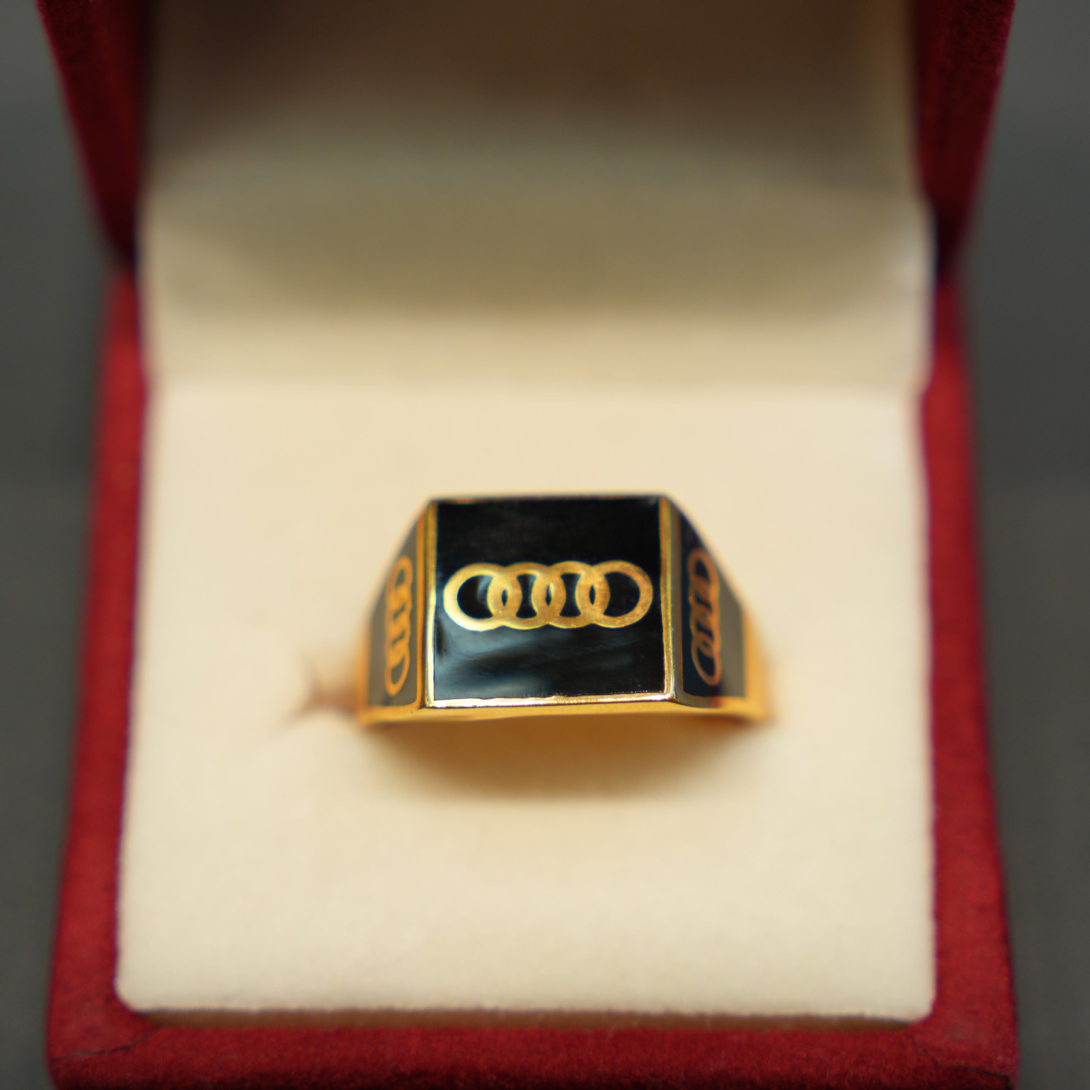 22k Gold Designer Men's Ring