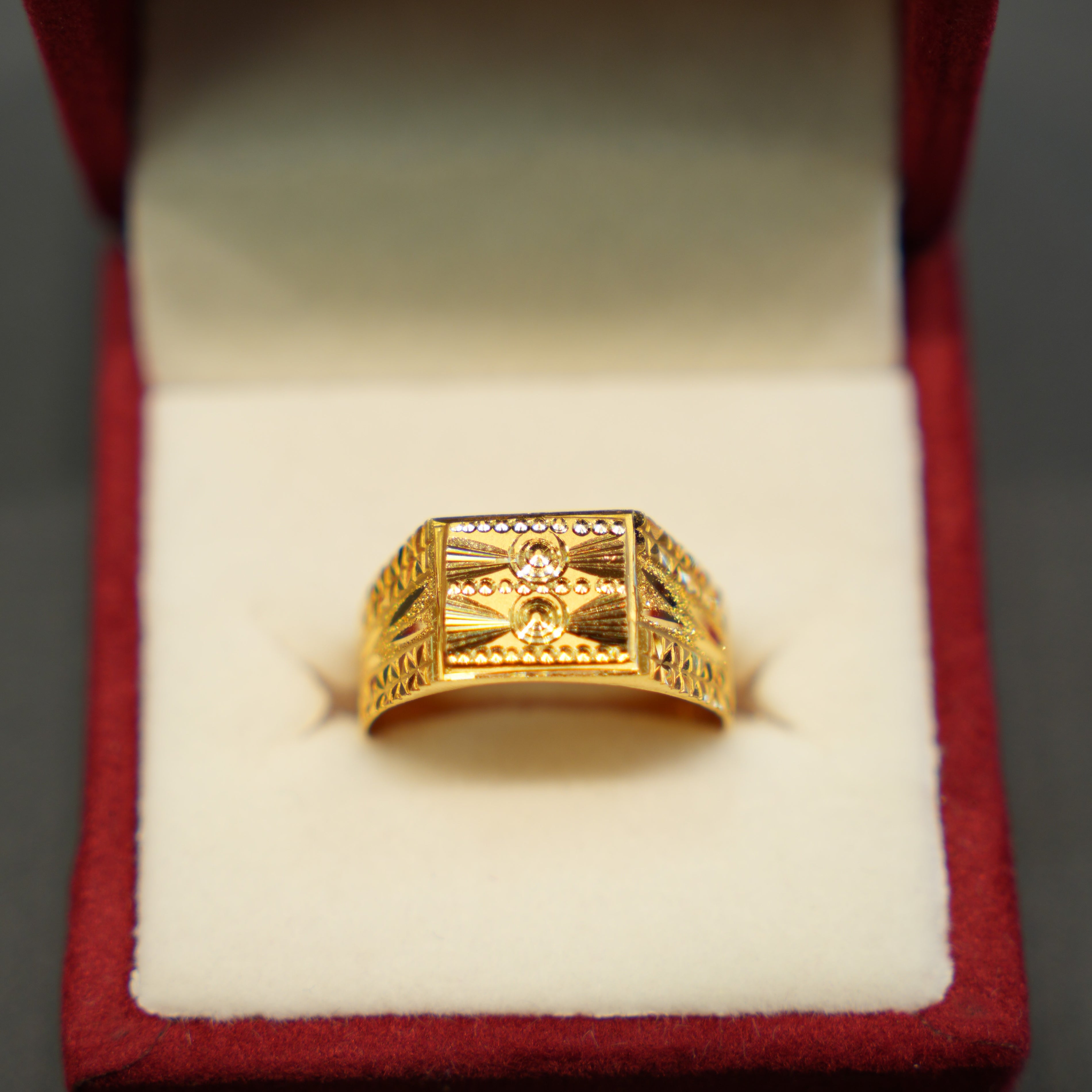 Bold yellow gold ring for men