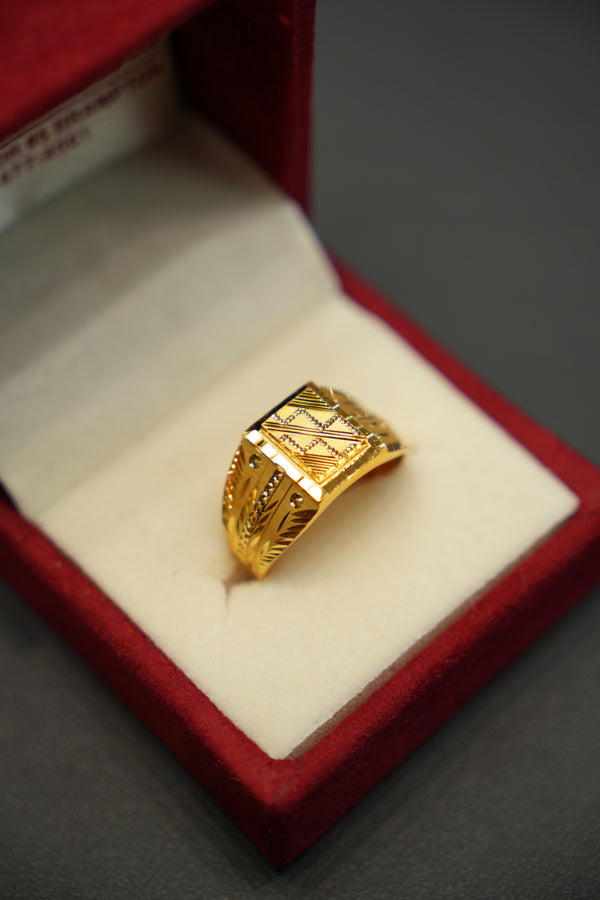 22k Gold Designer Men's Ring