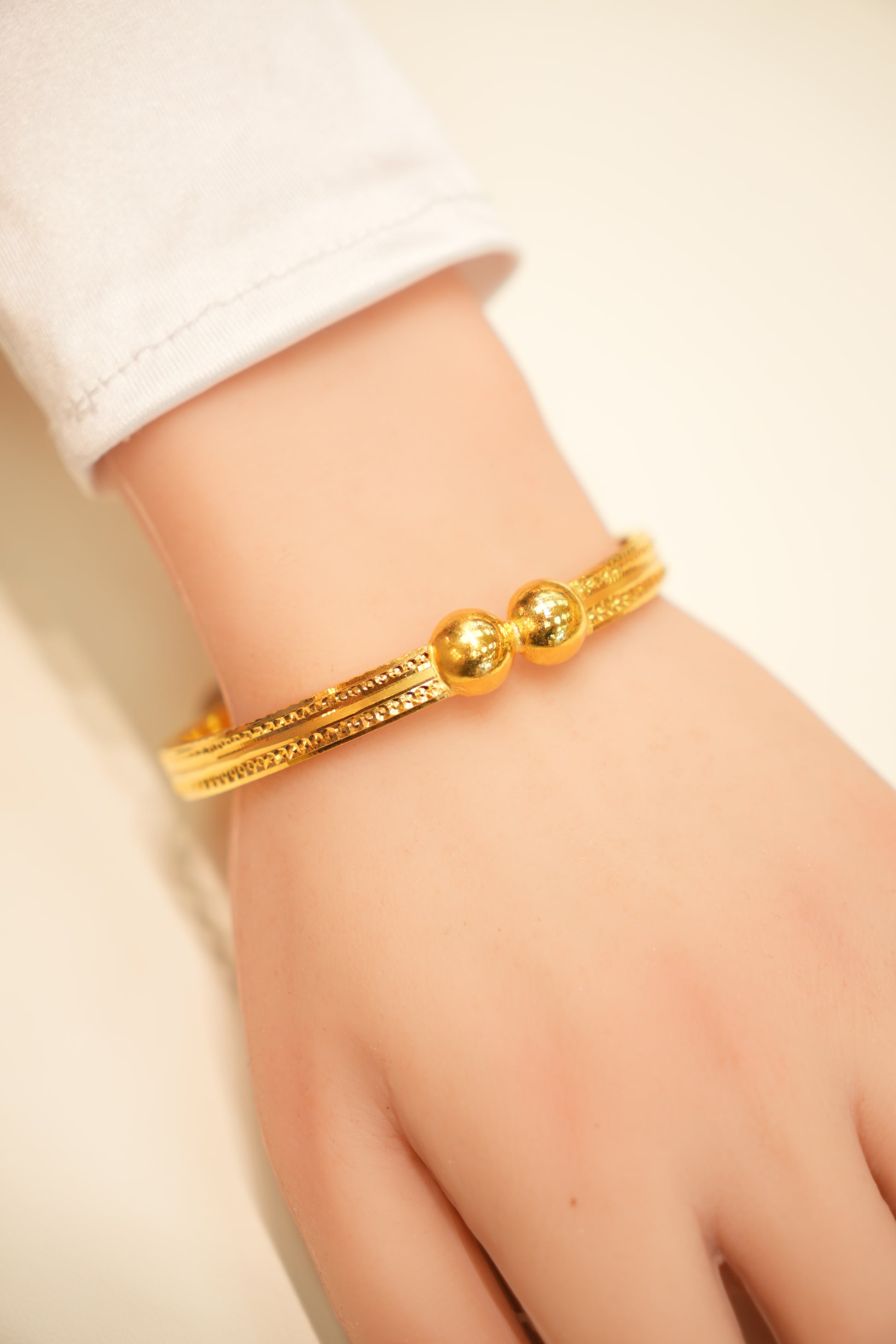 22K Gold Patterned Ladies Bangles