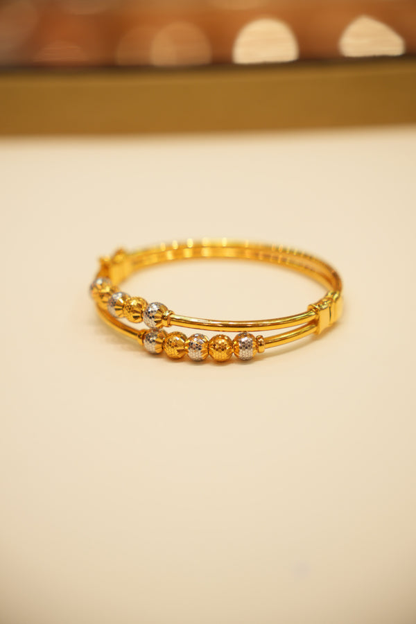 22k Gold Classy Ladies Bangle