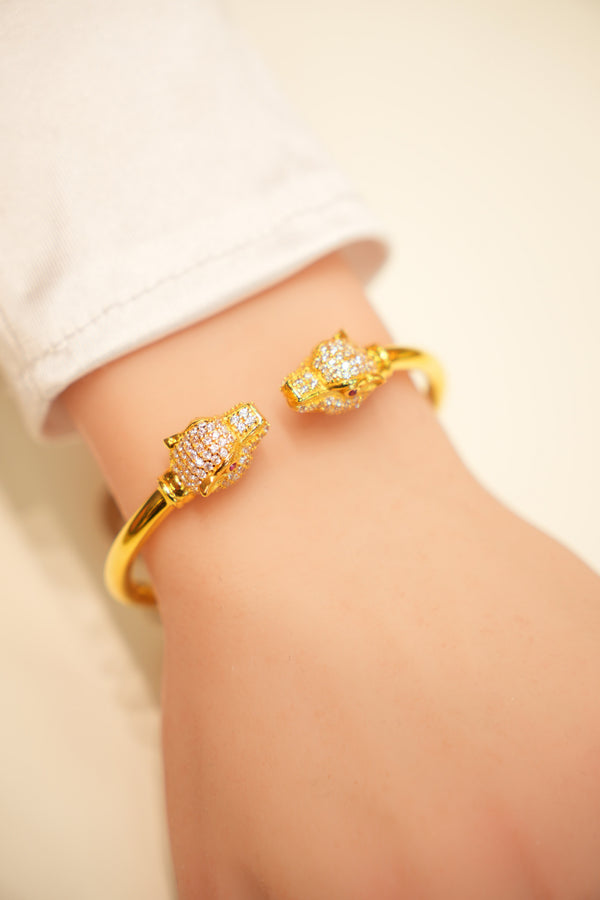 22K Floral Design Trendy Bangle