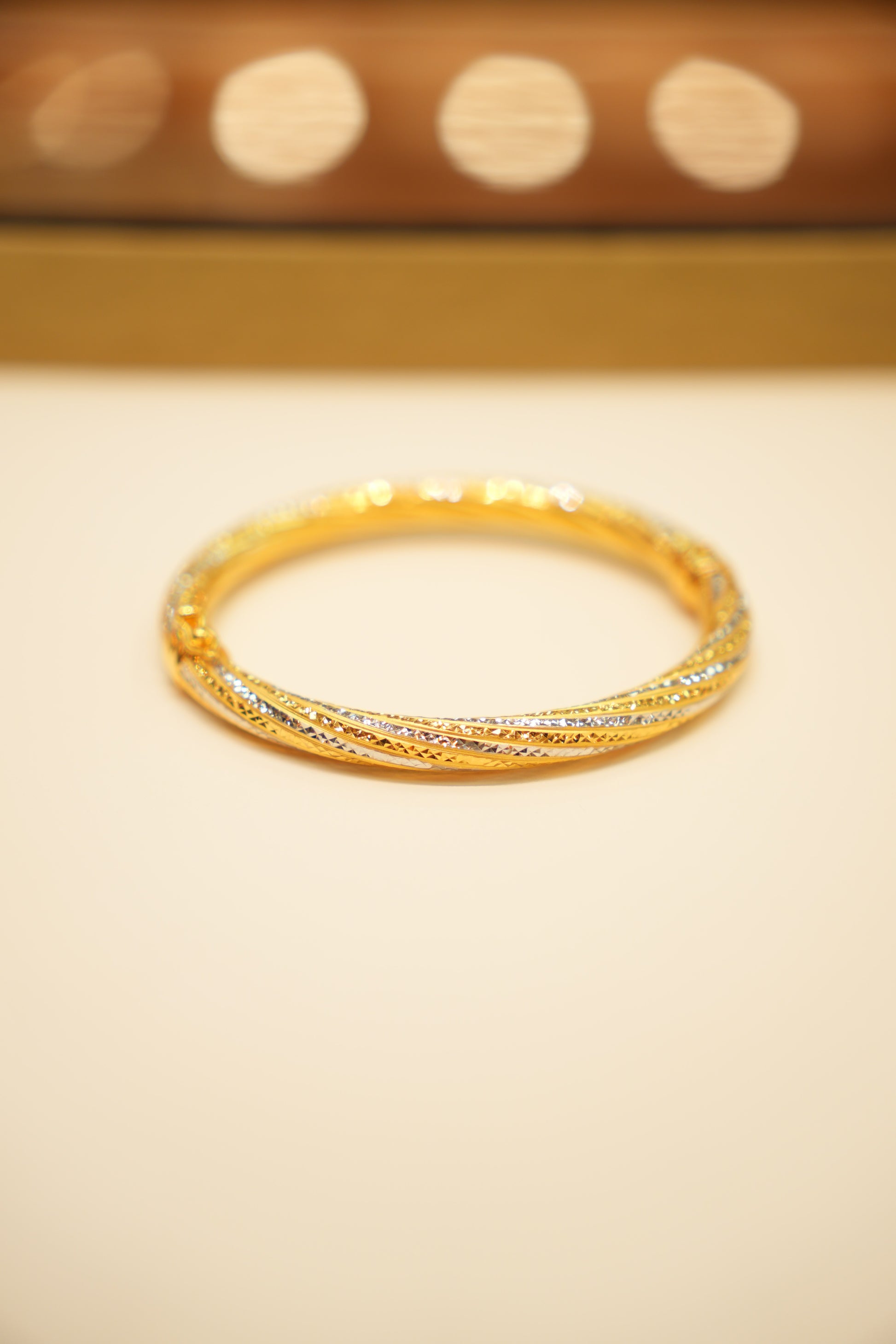 22K Gold Classic Bangle Bracelet
