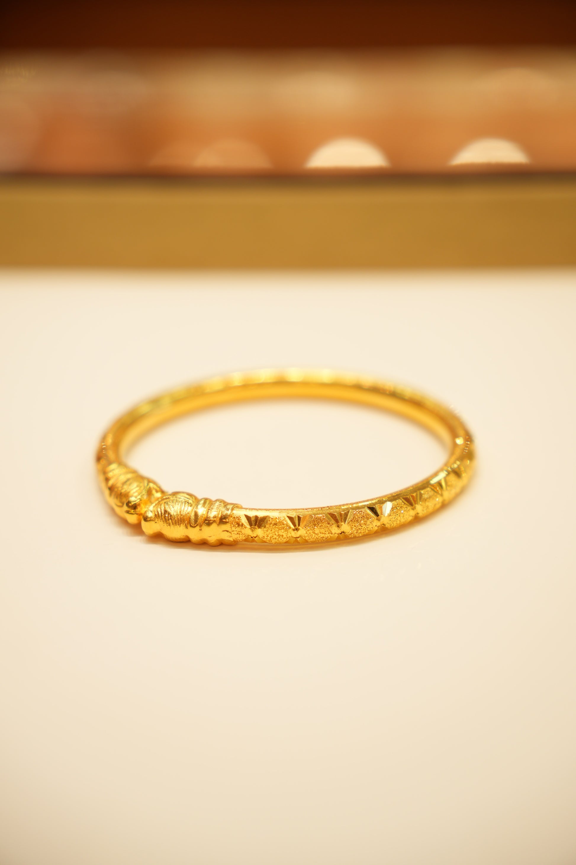 22k Gold Ladies Bangle