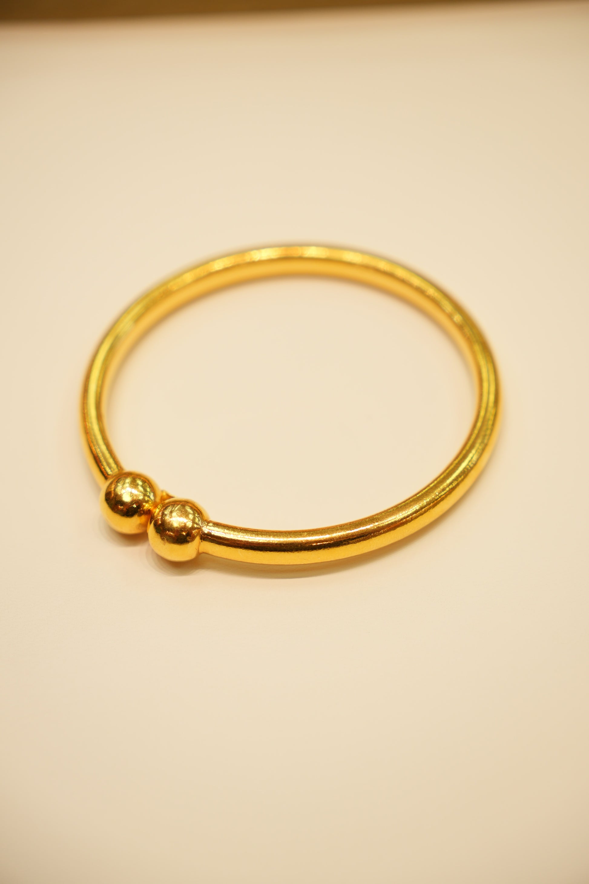 22k Gold Ladies Bangle