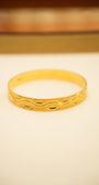 22k Gold Ladies Bangle