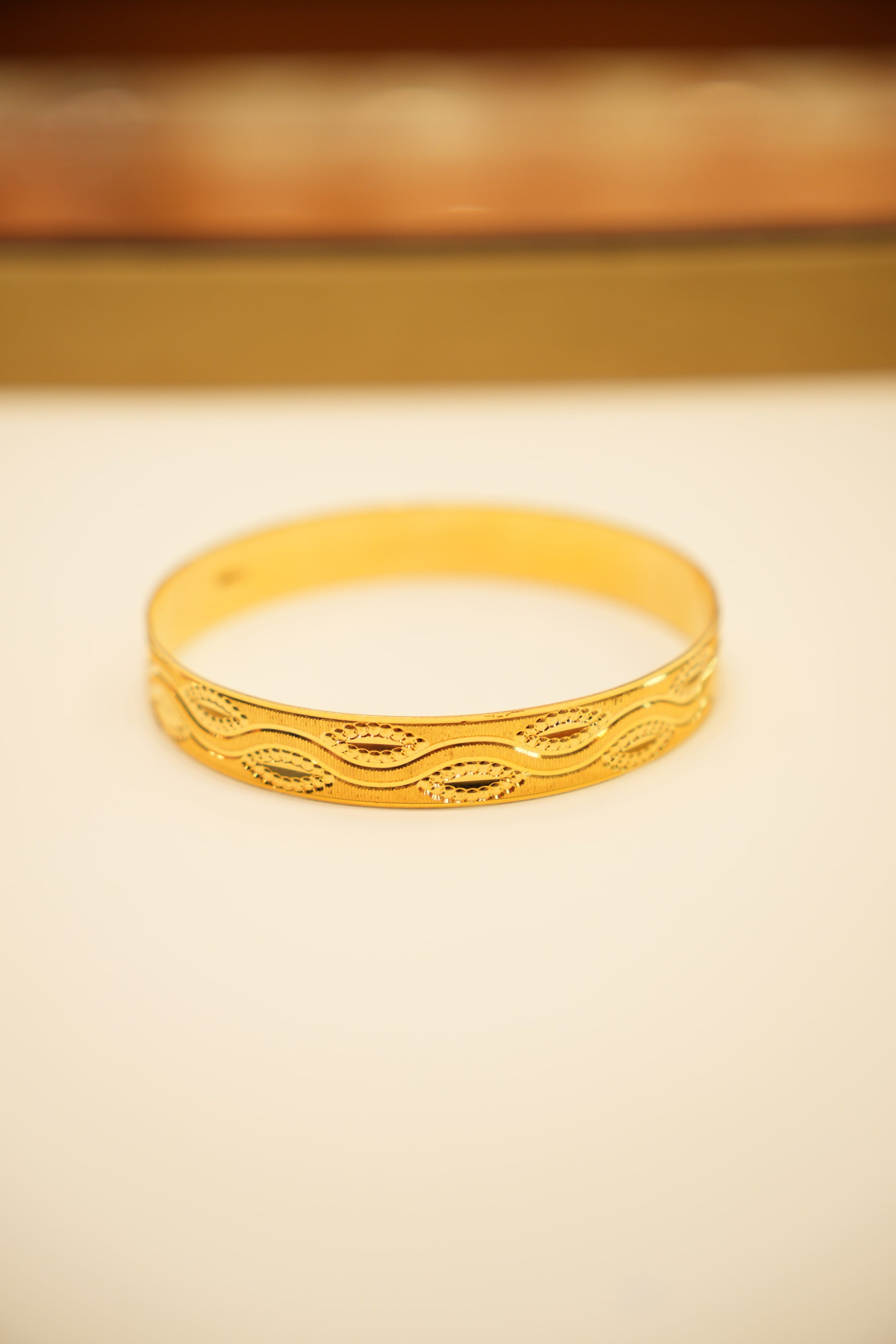 22k Gold Ladies Bangle