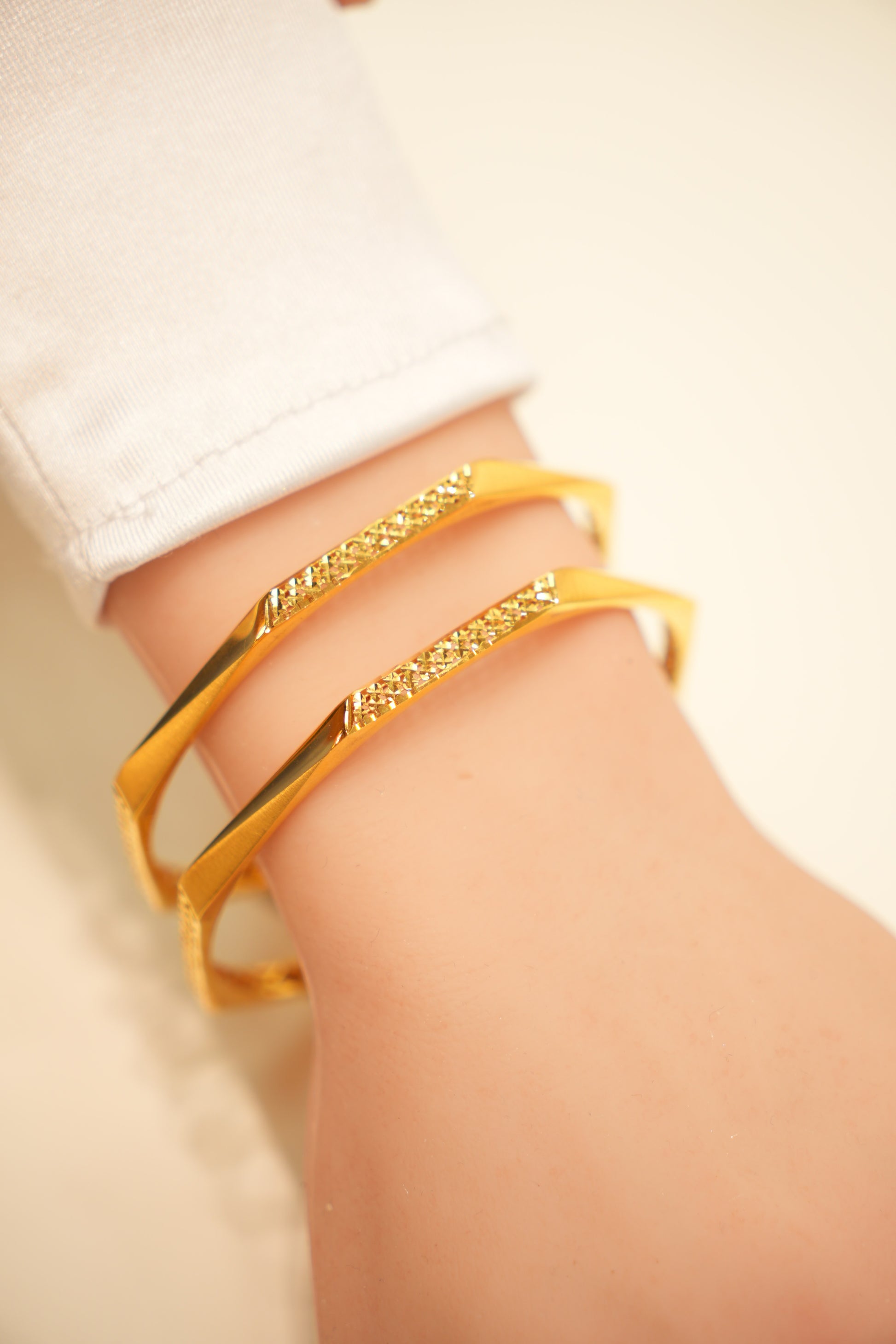 22k Gold Ladies Bangles