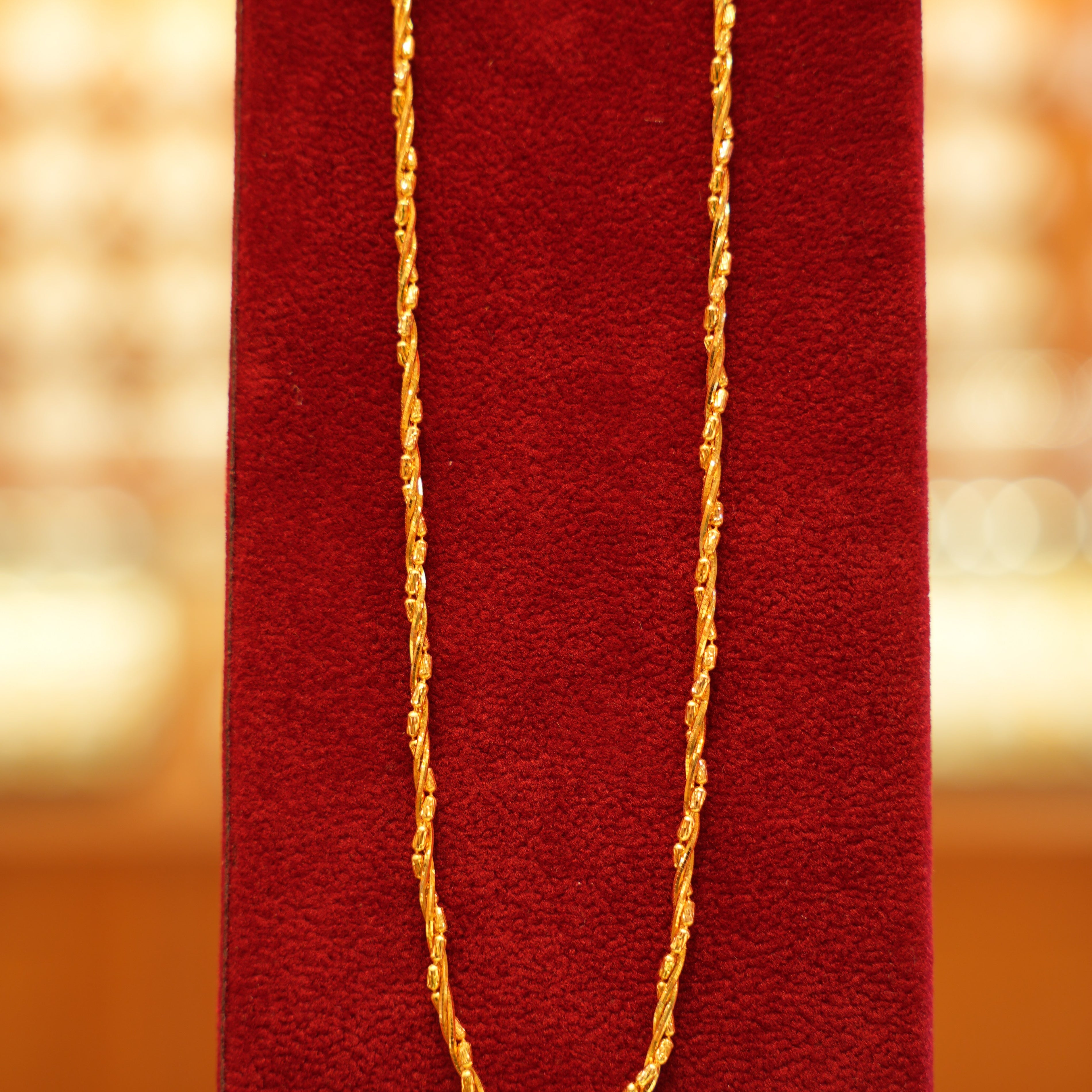 22K Gold Ladies Chain (18 Inches)