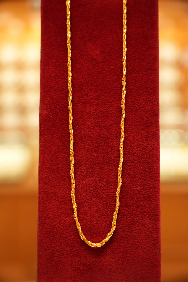 22K Gold Ladies Chain (18 Inches)