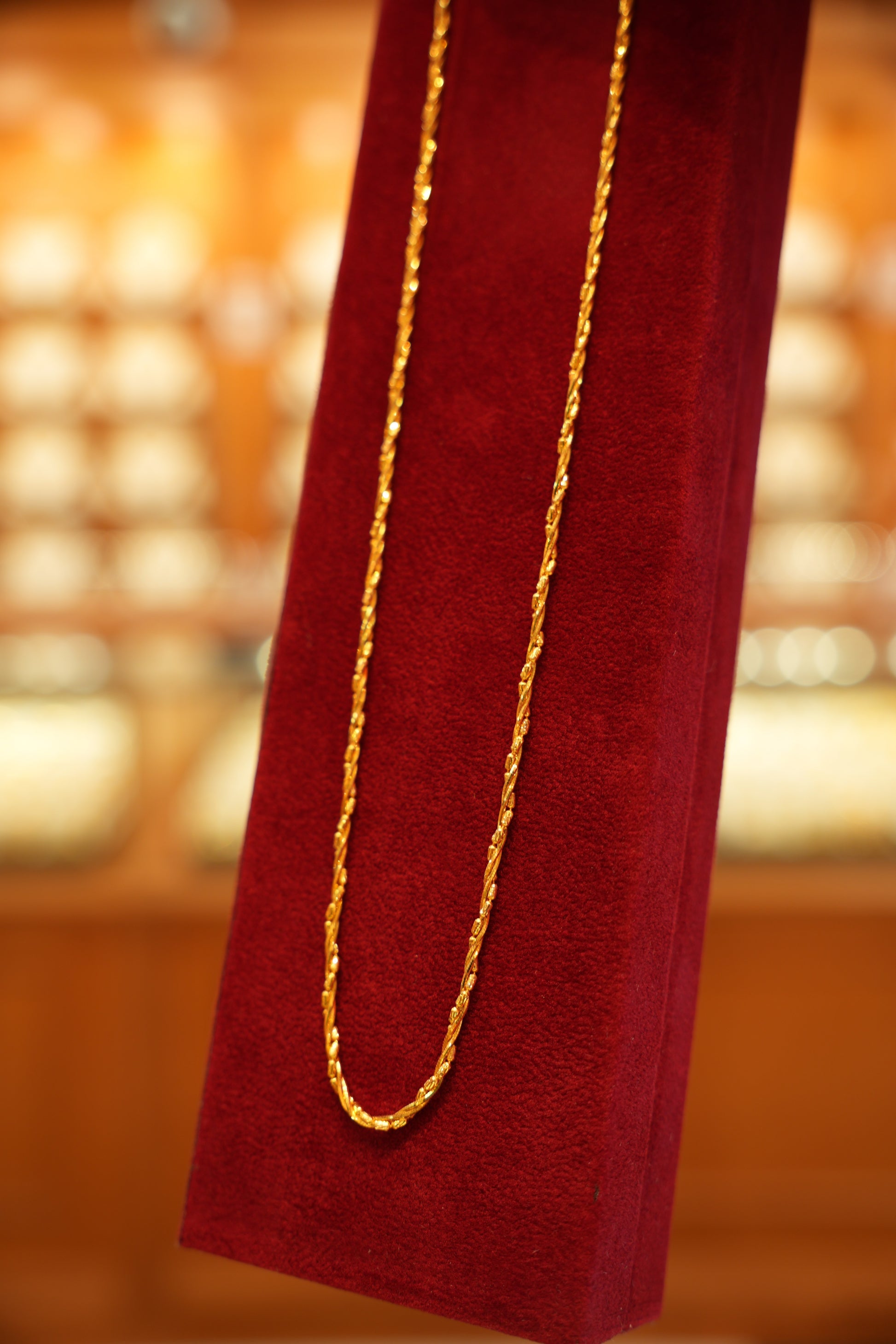 22K Gold Ladies Chain (18 Inches)