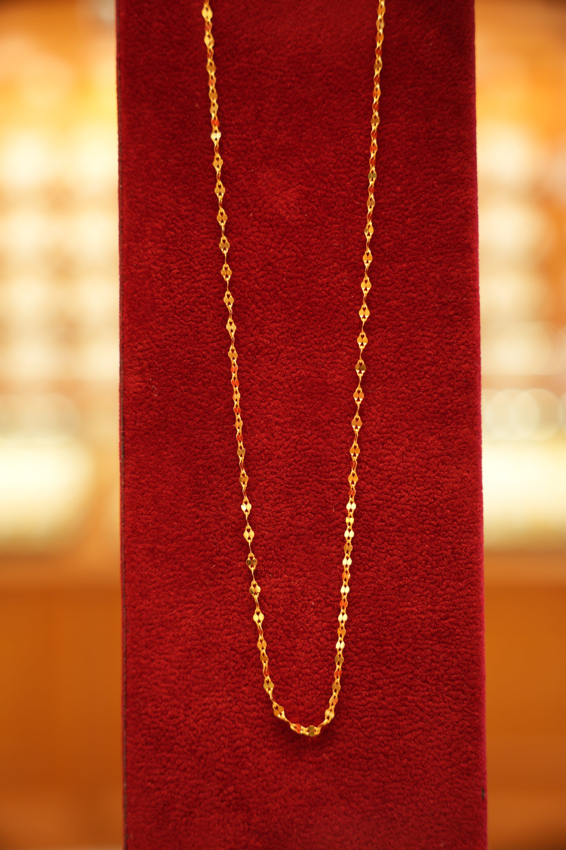 22K Gold Ladies Chain (18 Inches)