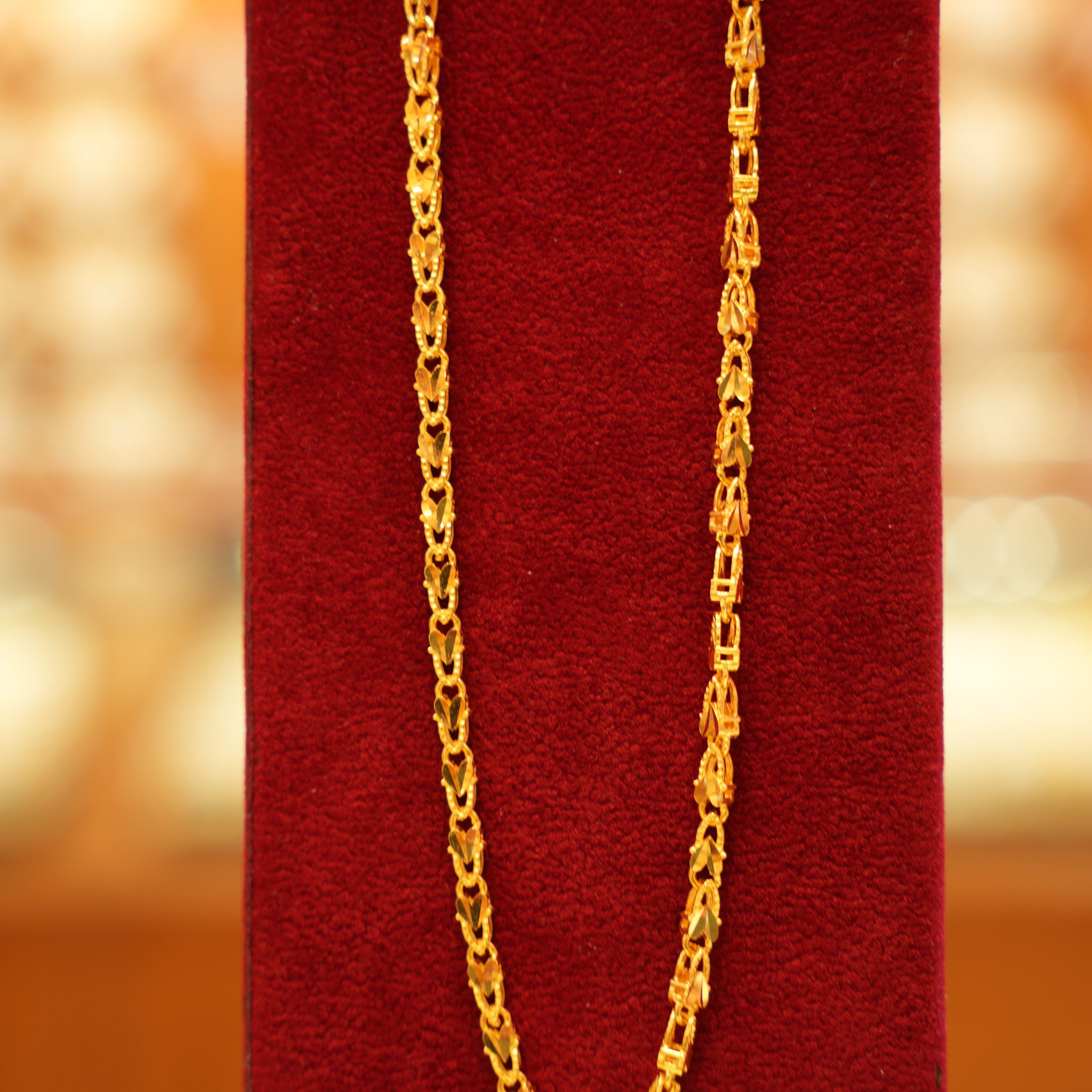 Classic gold necklace chain with modern box links