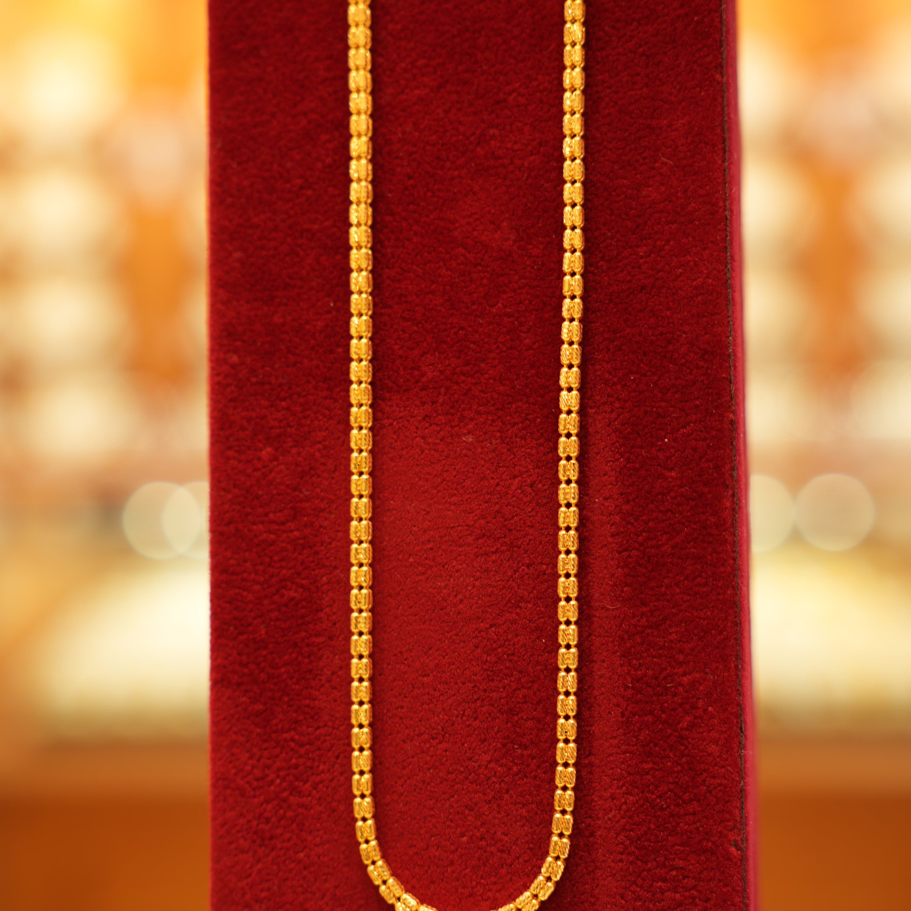 Gold chain 