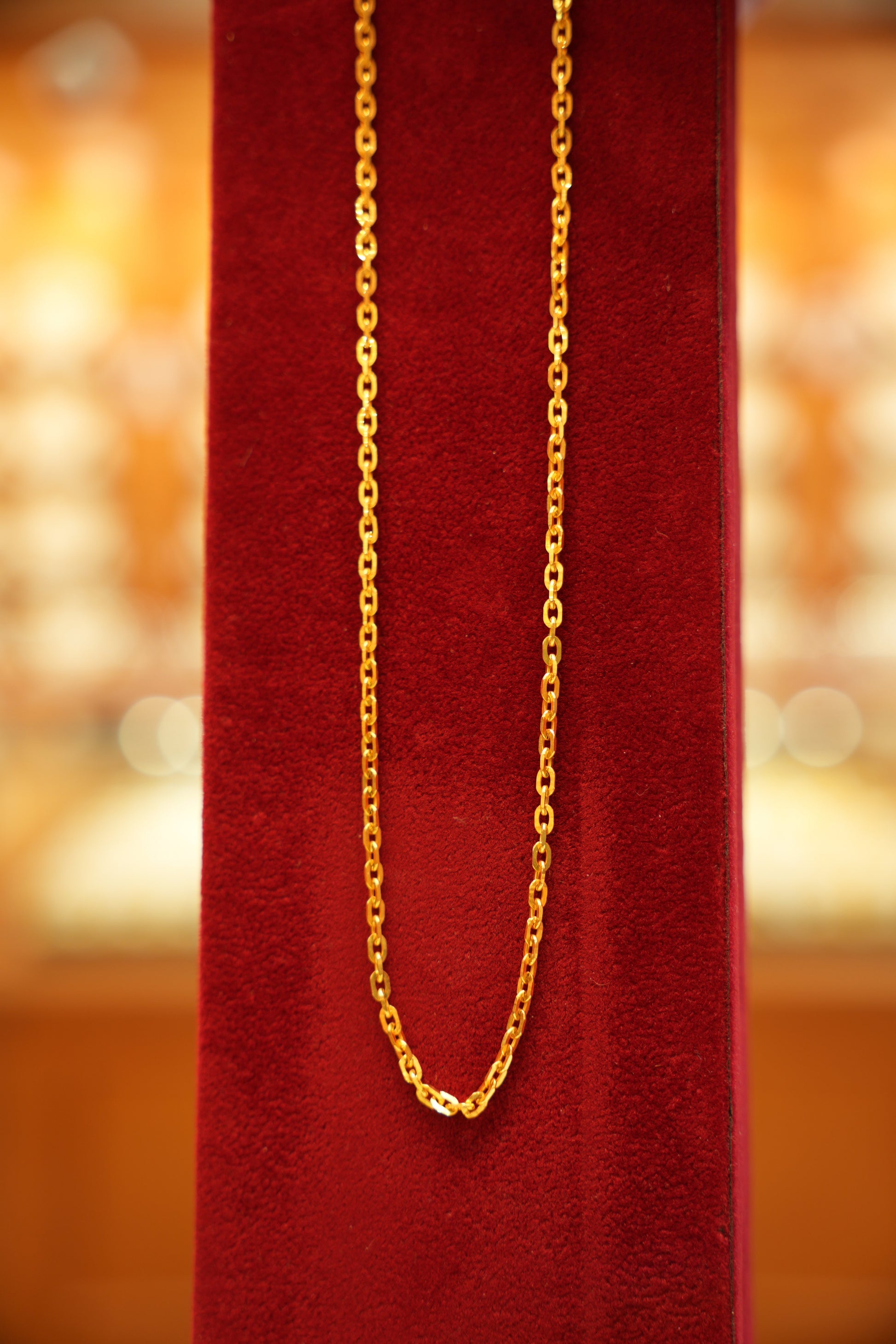 Elegant Indian gold necklace