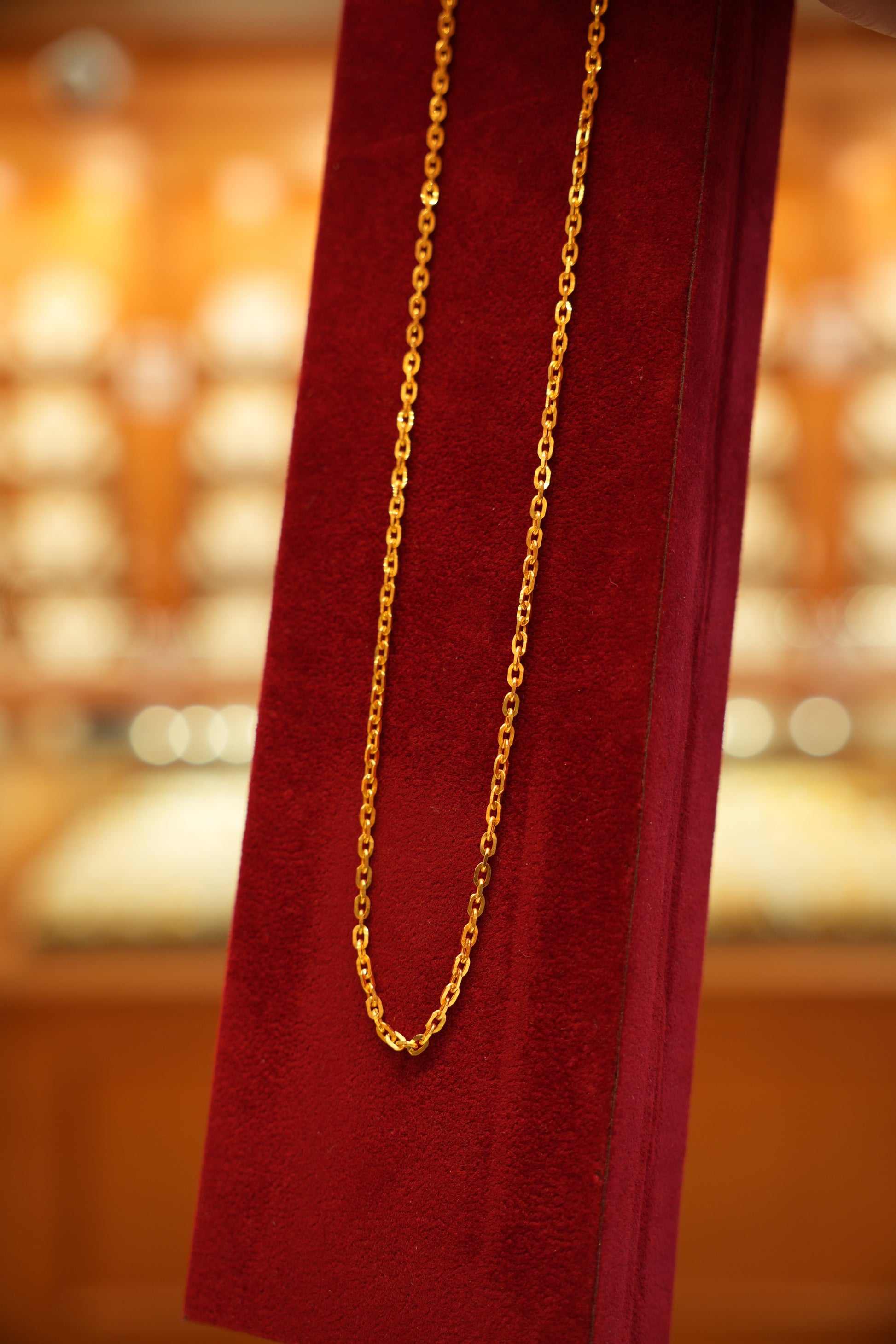 Gold daily wear necklace