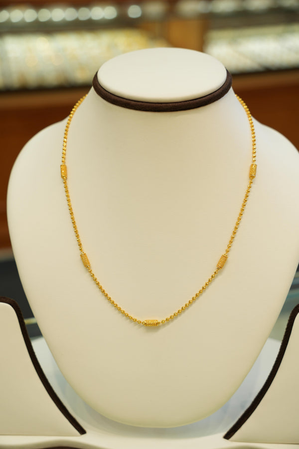 Elegant gold necklace chains for everyday use