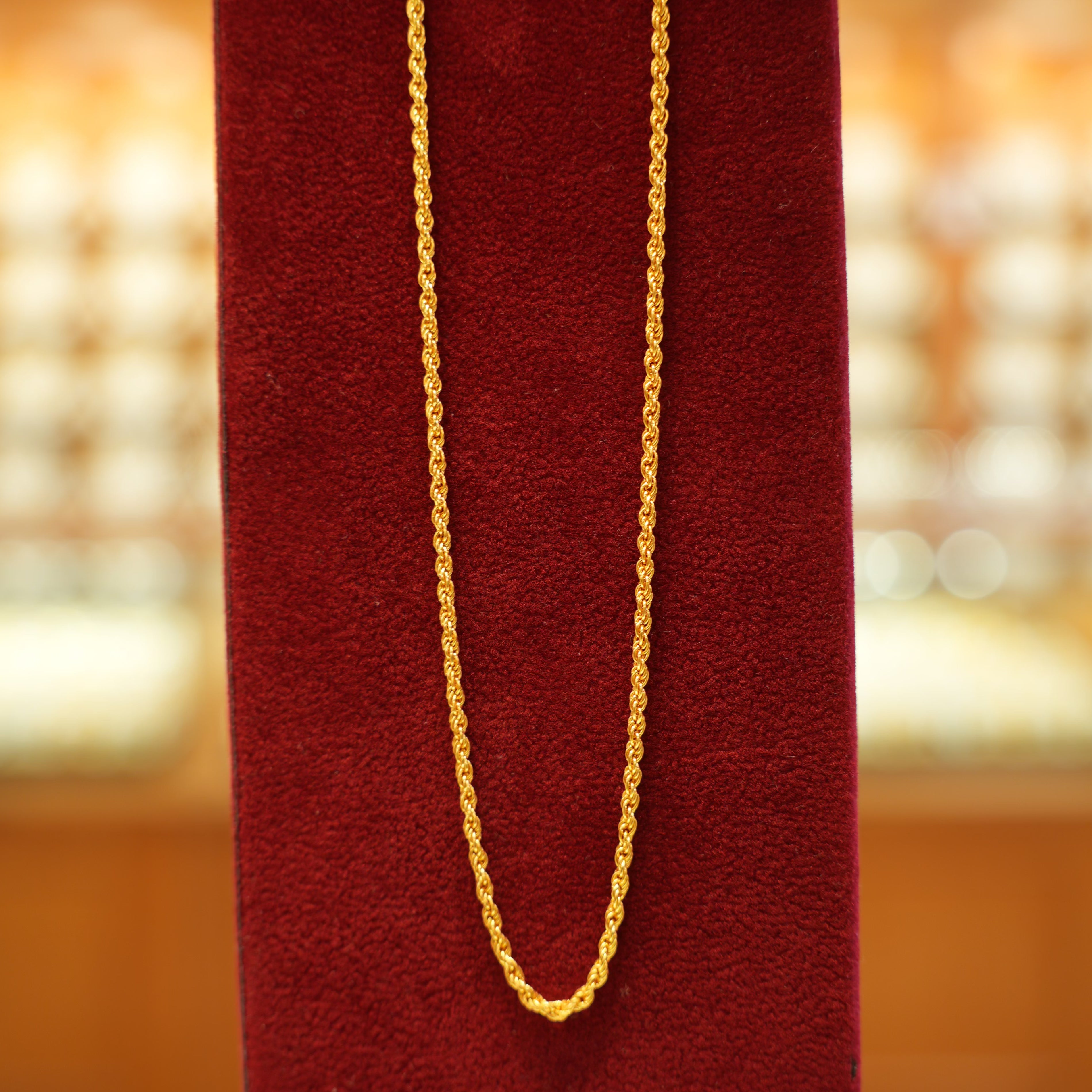 22K Gold Ladies Chain (18 Inches)