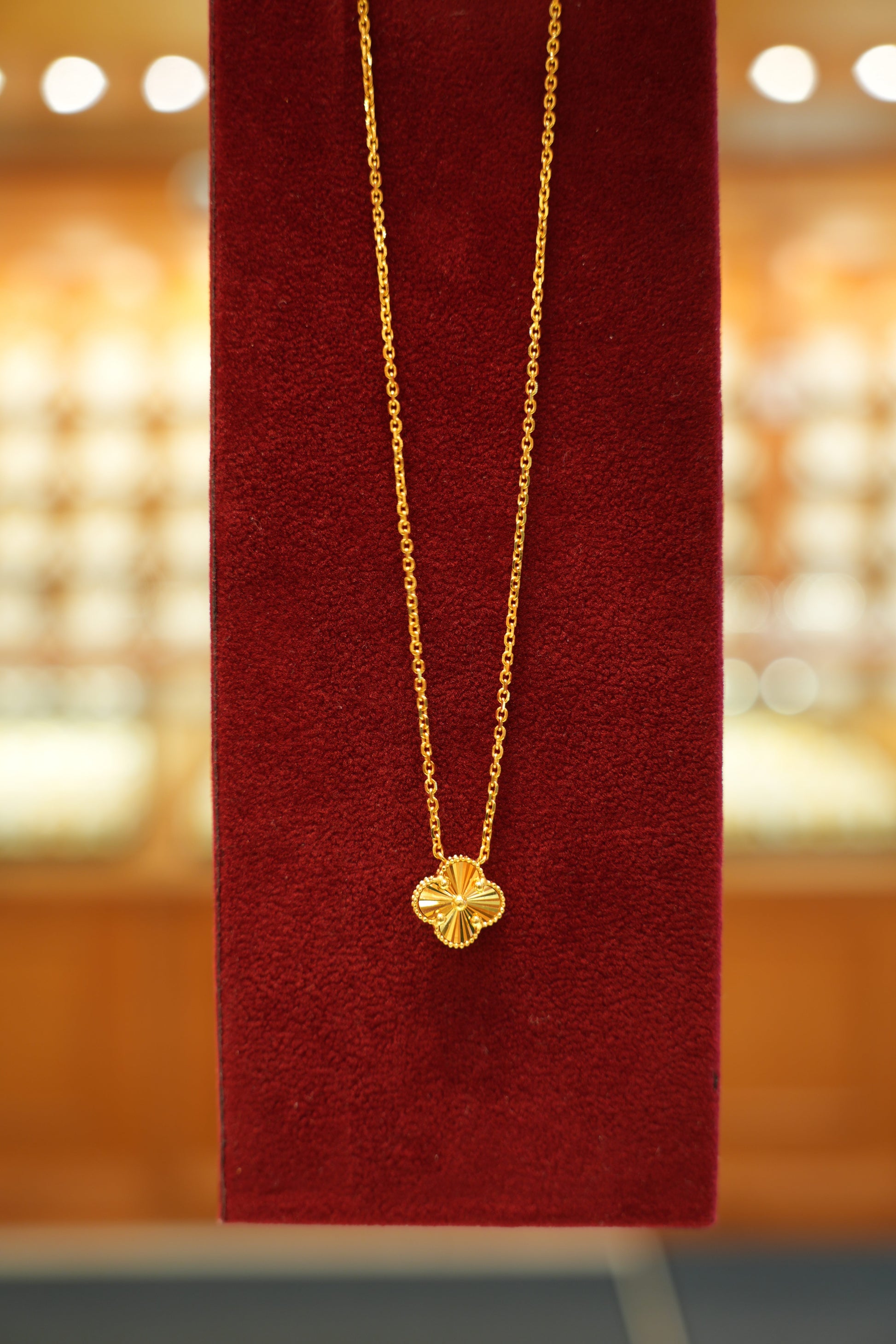 22K Gold Ladies Chain (18 Inches)