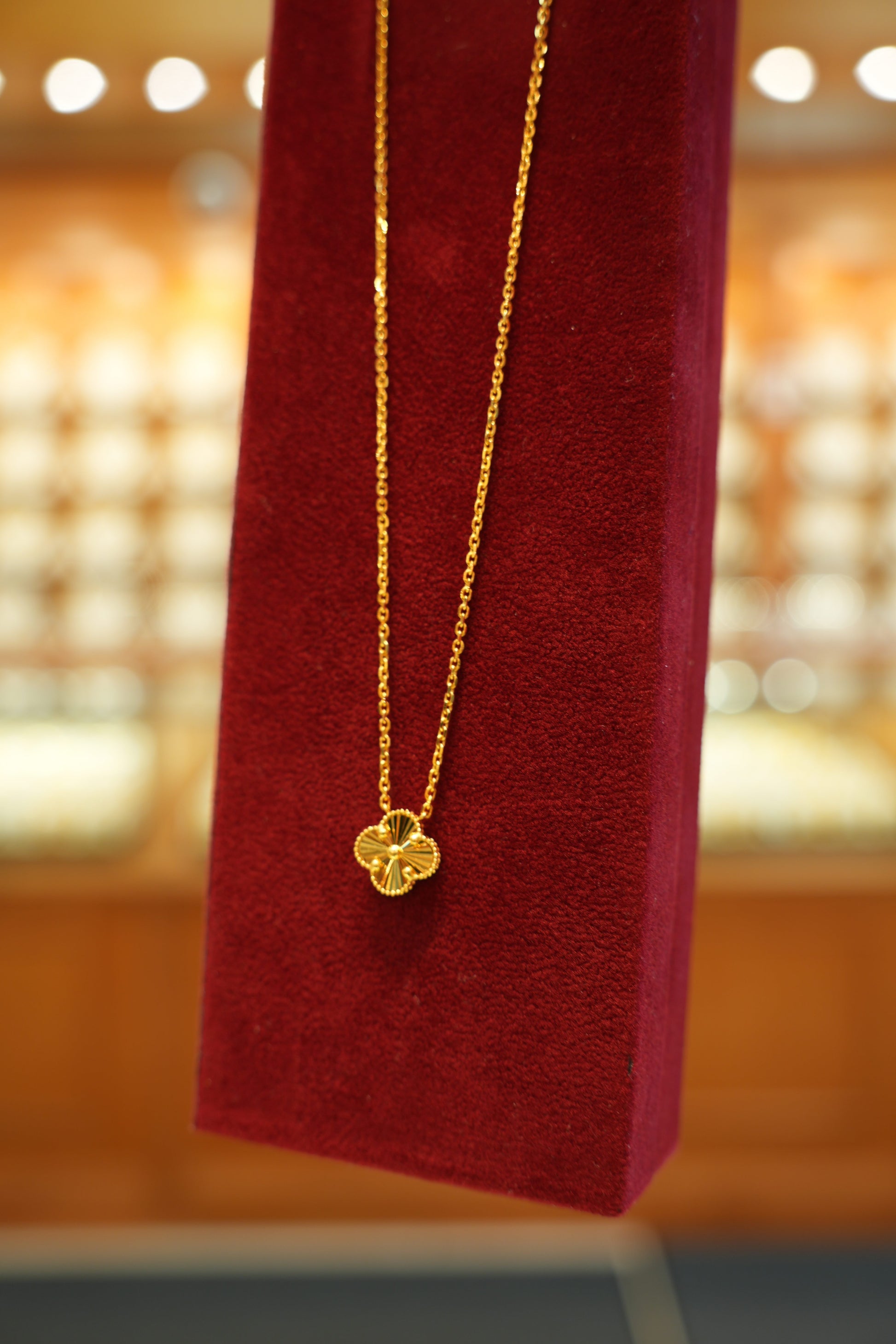 22K Gold Ladies Chain (18 Inches)