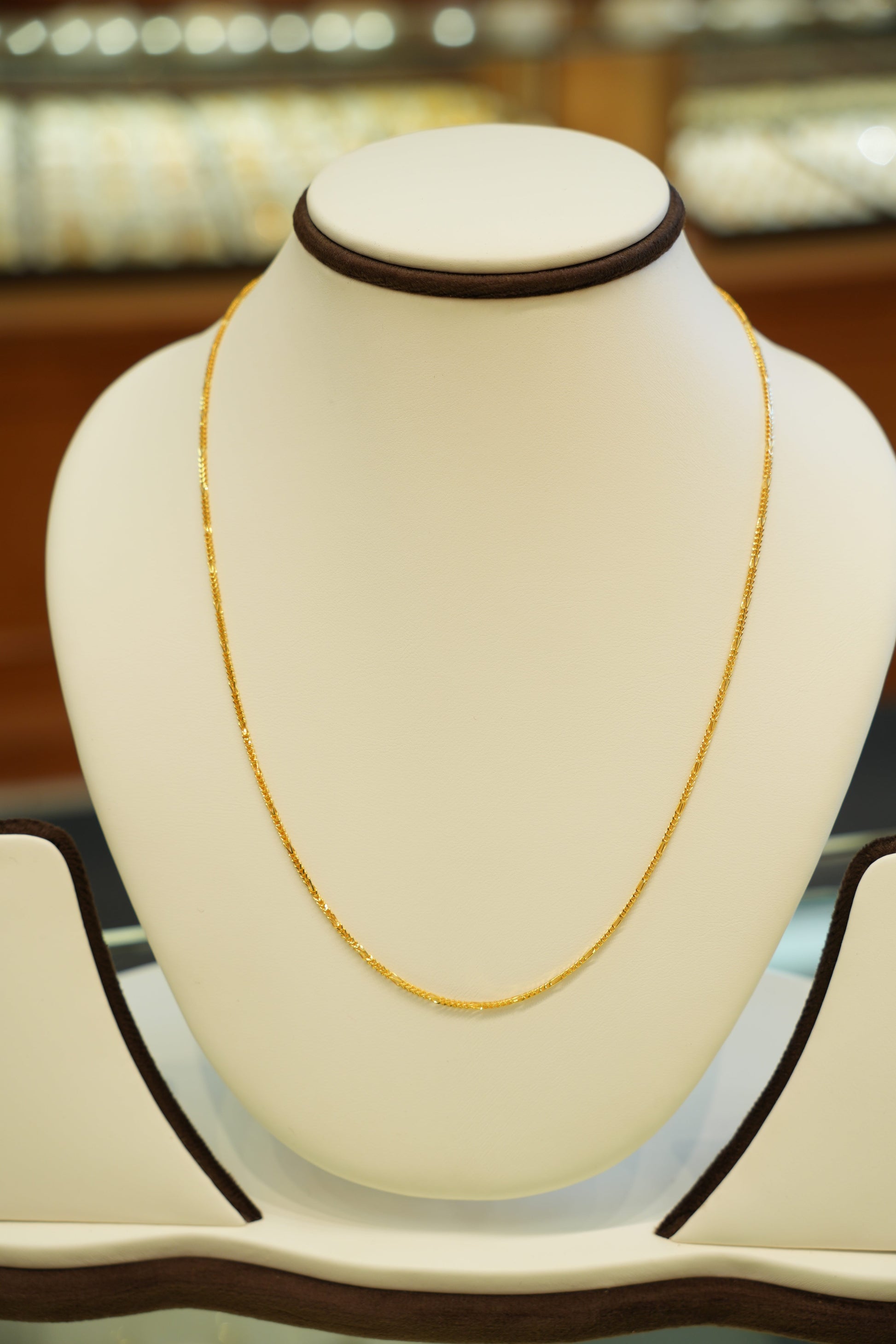 Designer gold women’s minimal chain