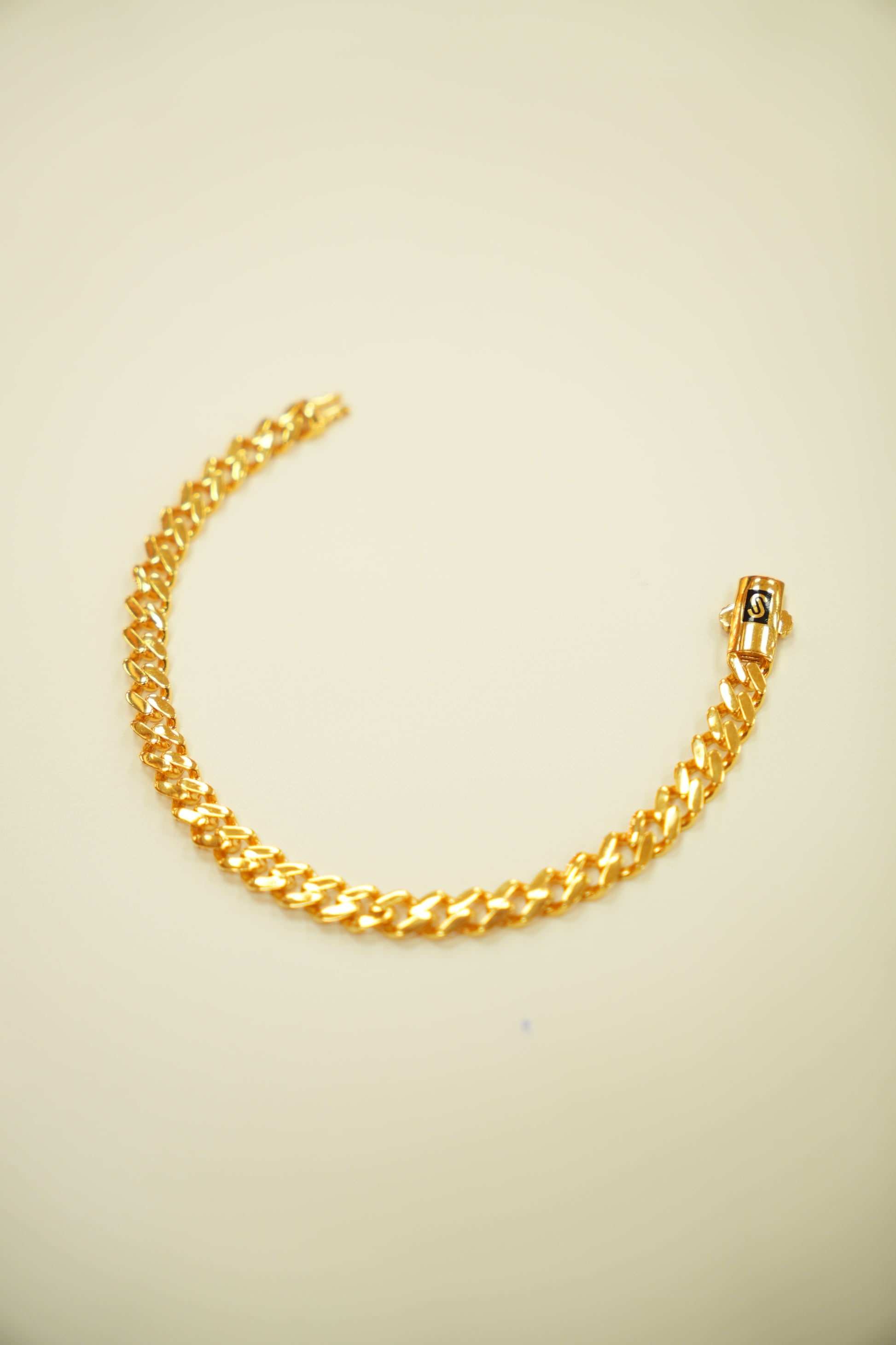 22k Gold Designer Men's Bracelet
