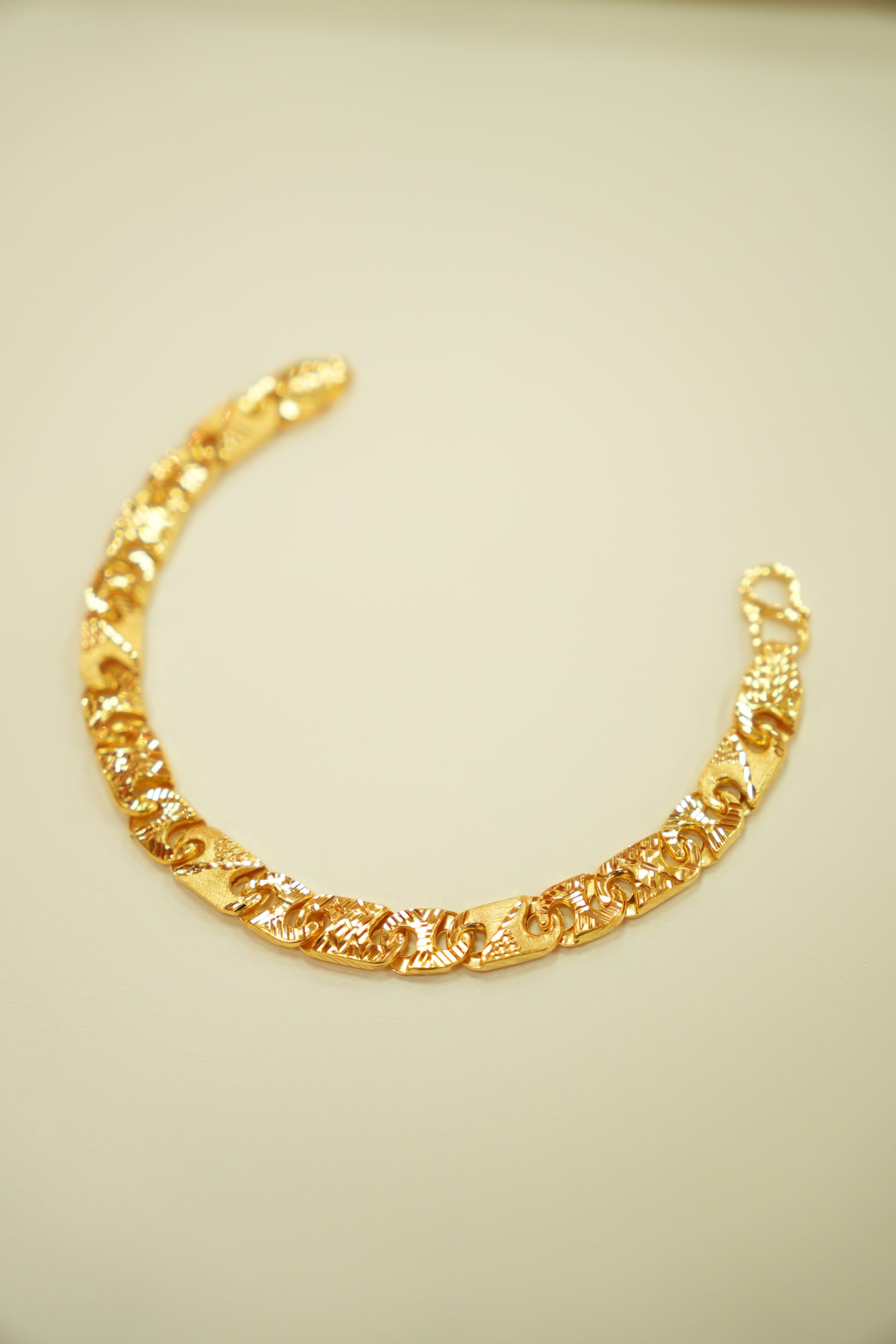 22k Gold Designer Men's Bracelet