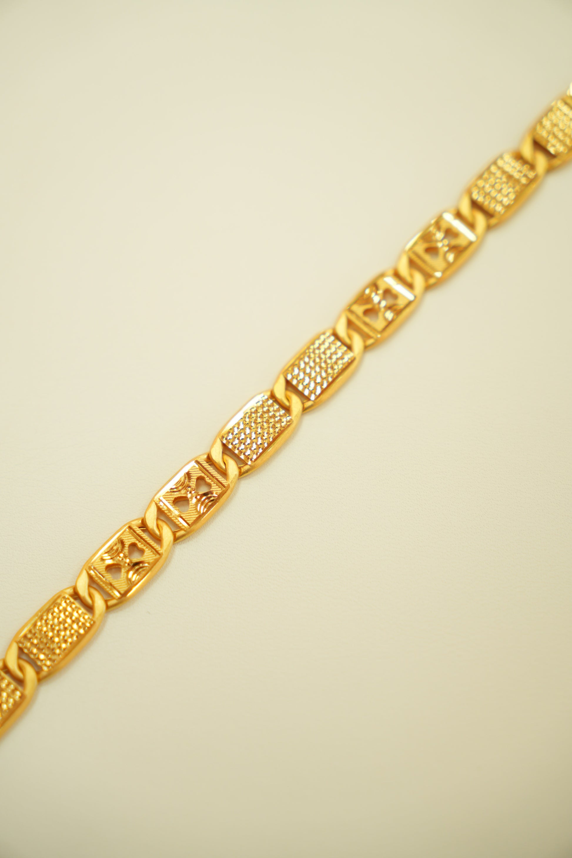 22k Gold Designer Men's Bracelet