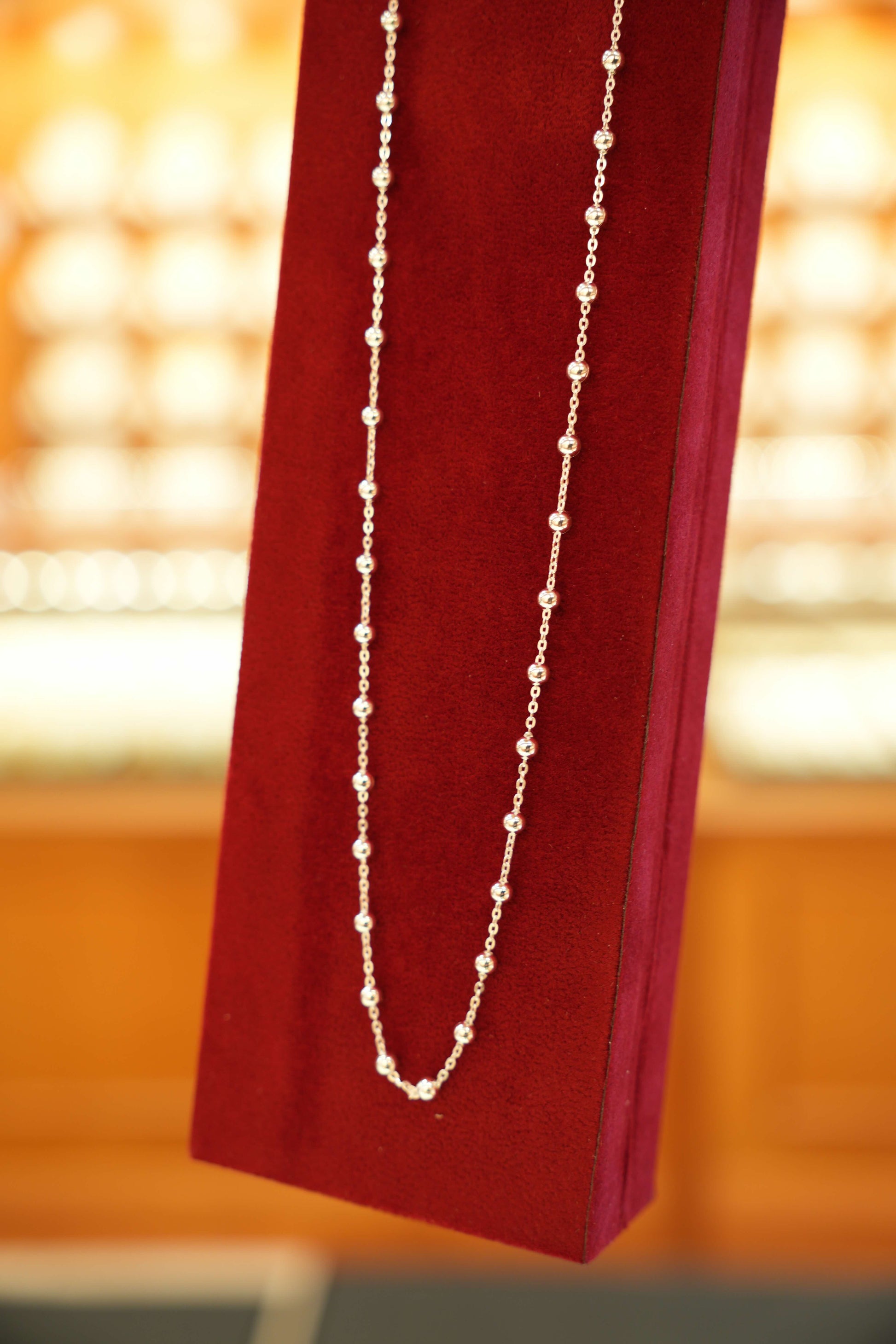 Silver fashion chain
