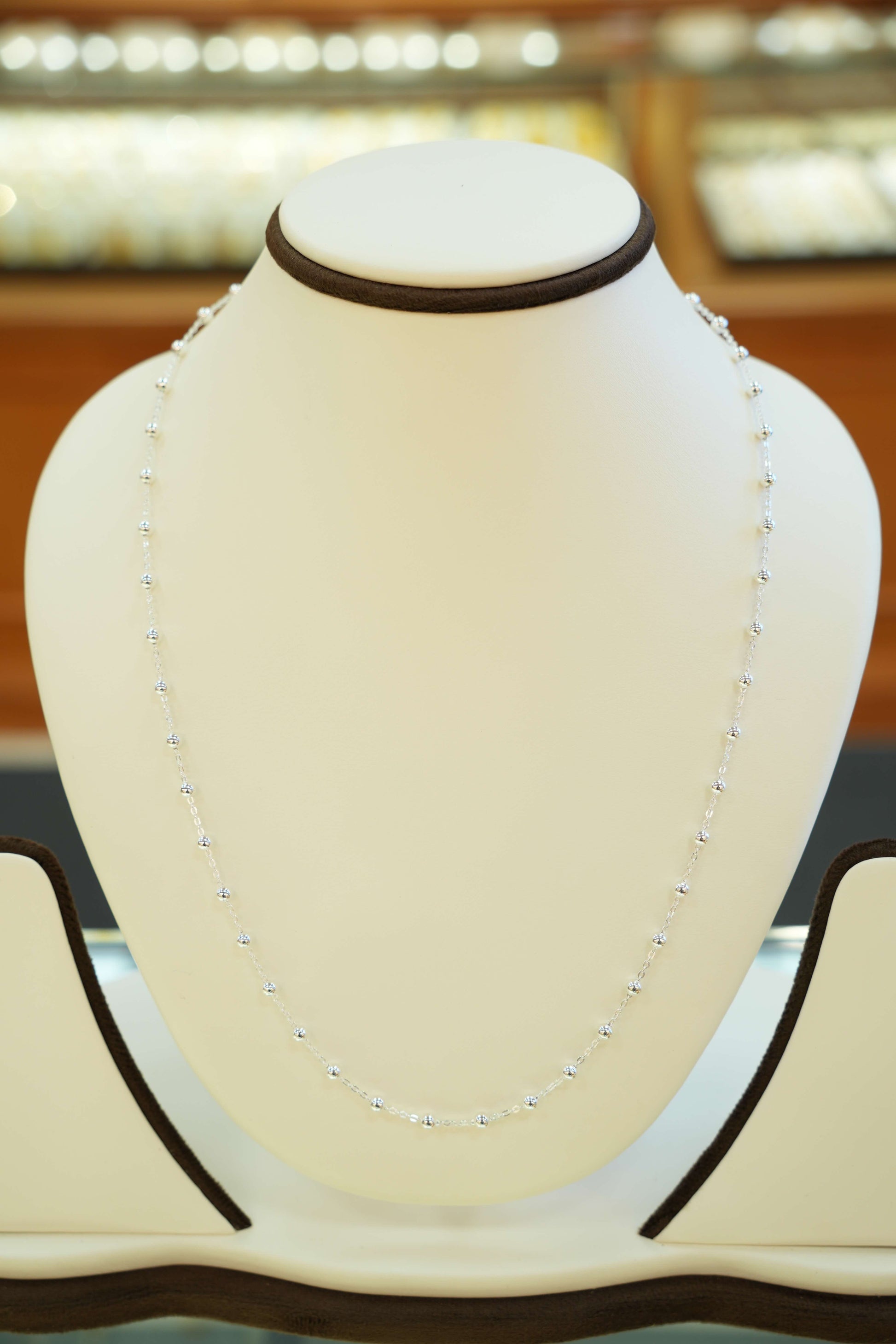 Modern silver necklace chain