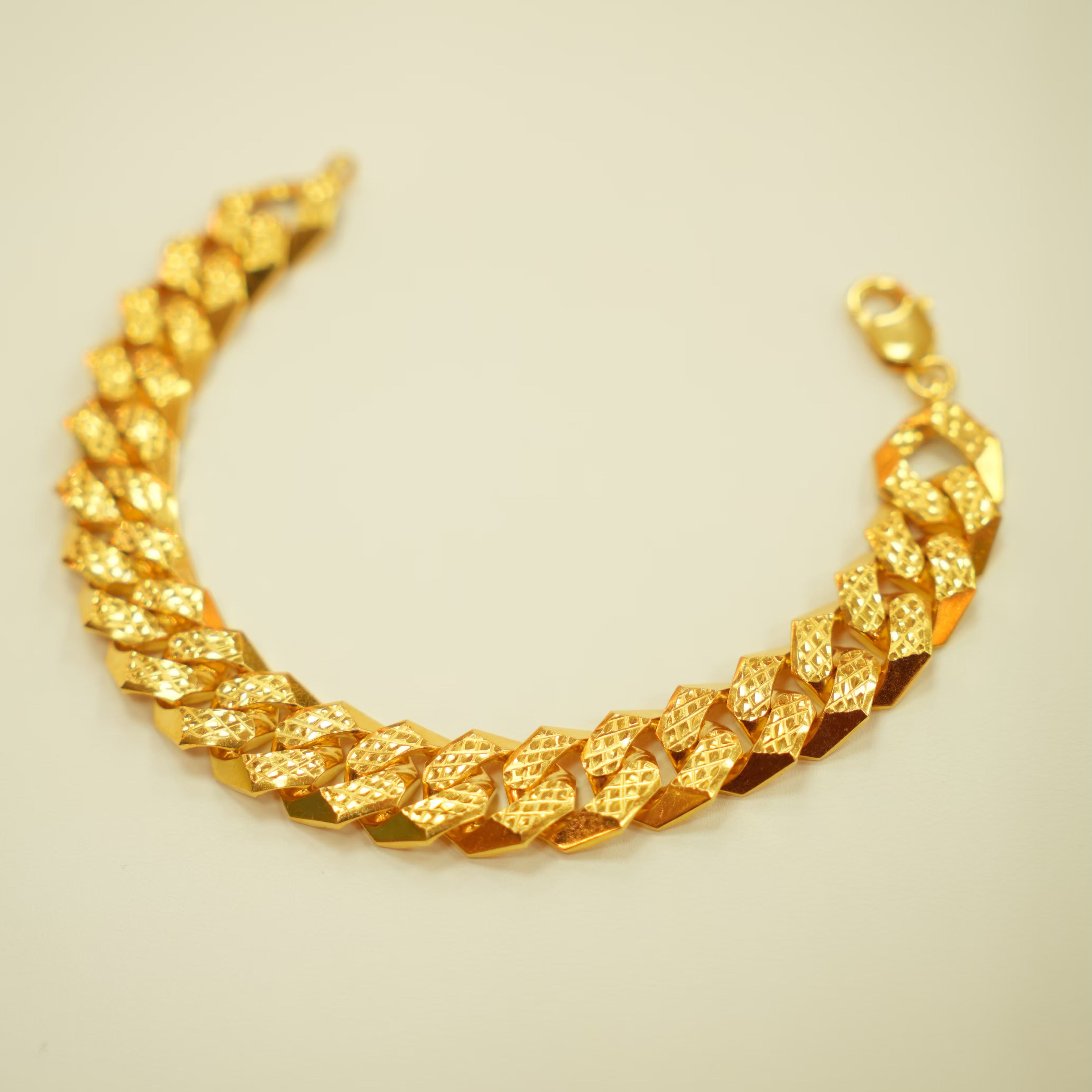 22K gold mens bracelet sleek