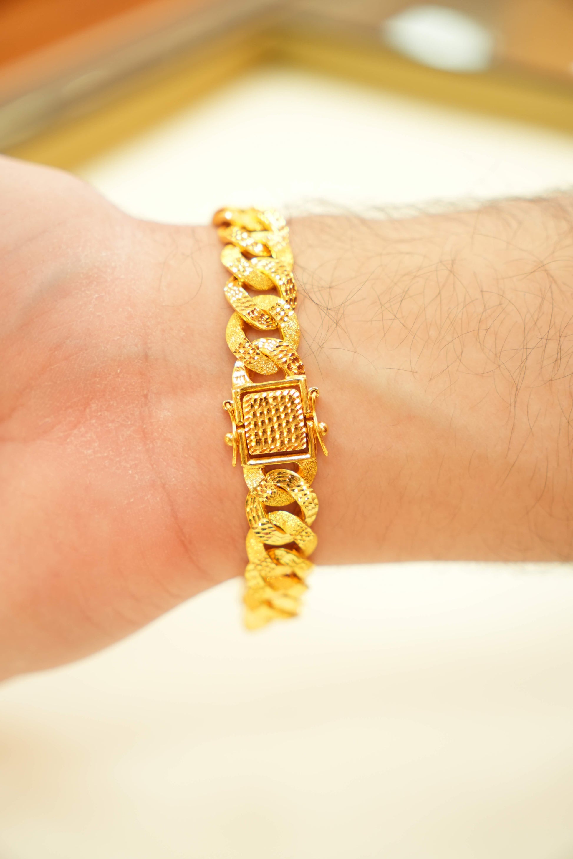 22K gold stylish bracelet