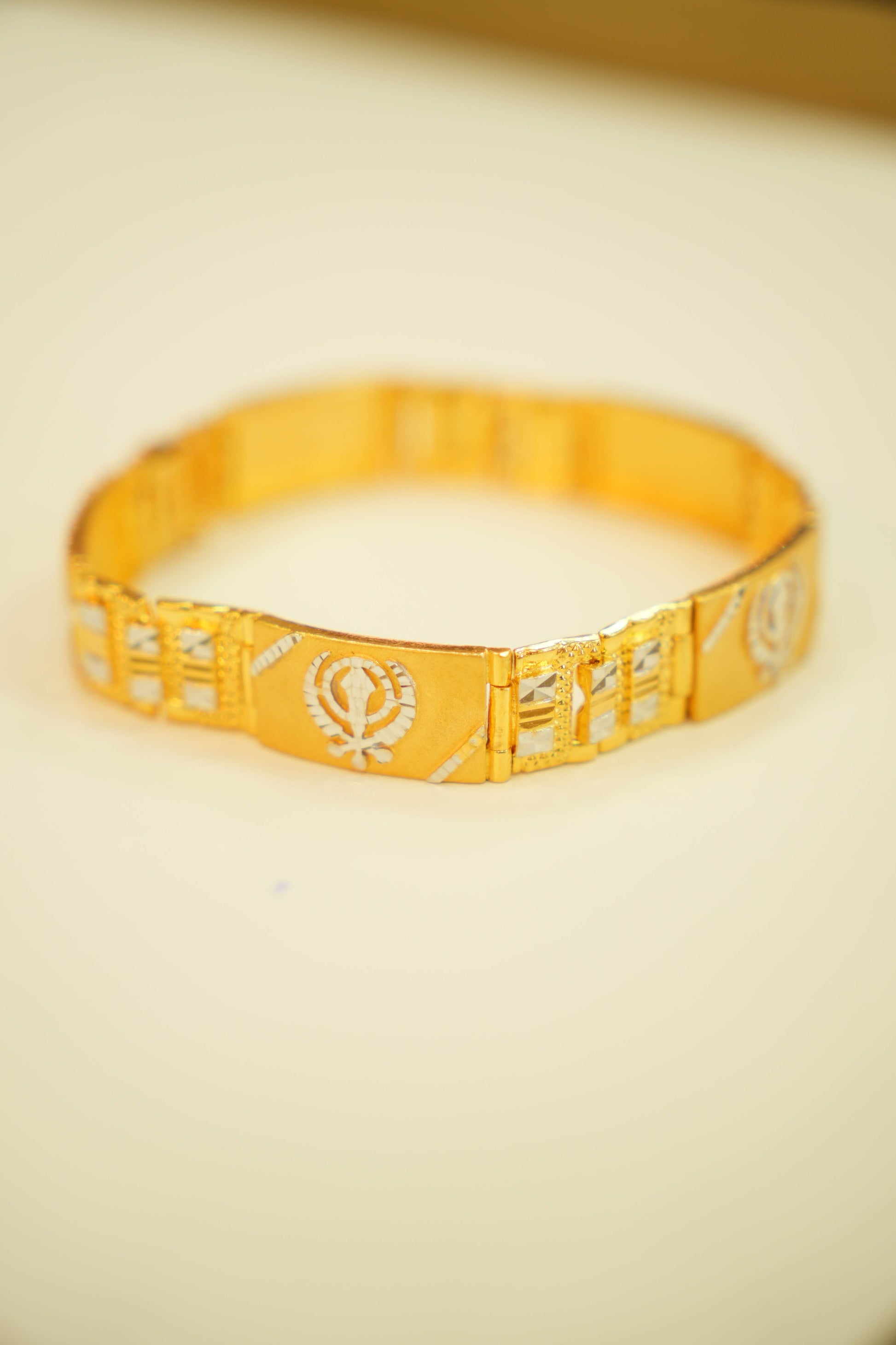 Gold link men bracelet 22K