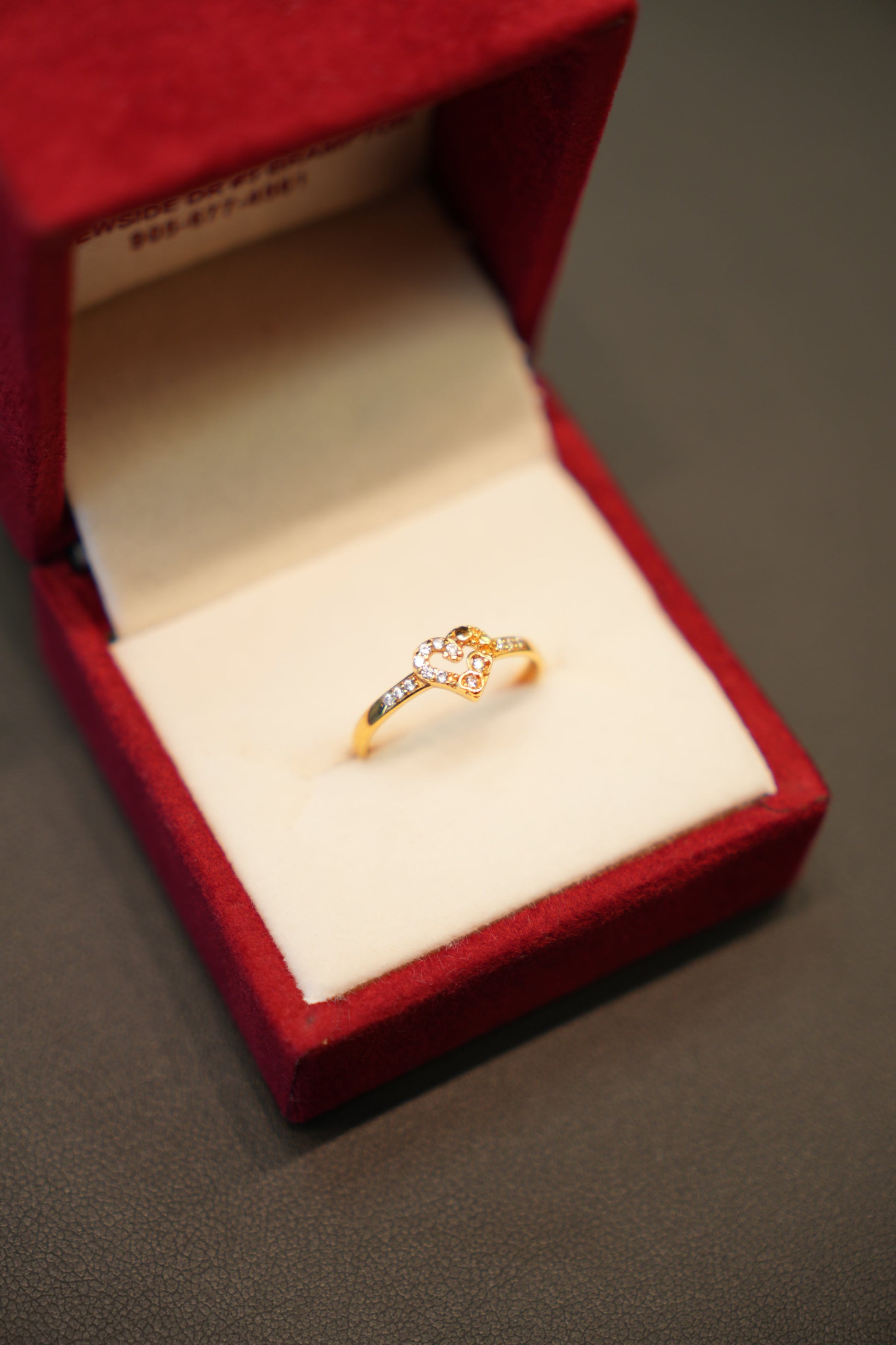 22K Gold Ladies Ring