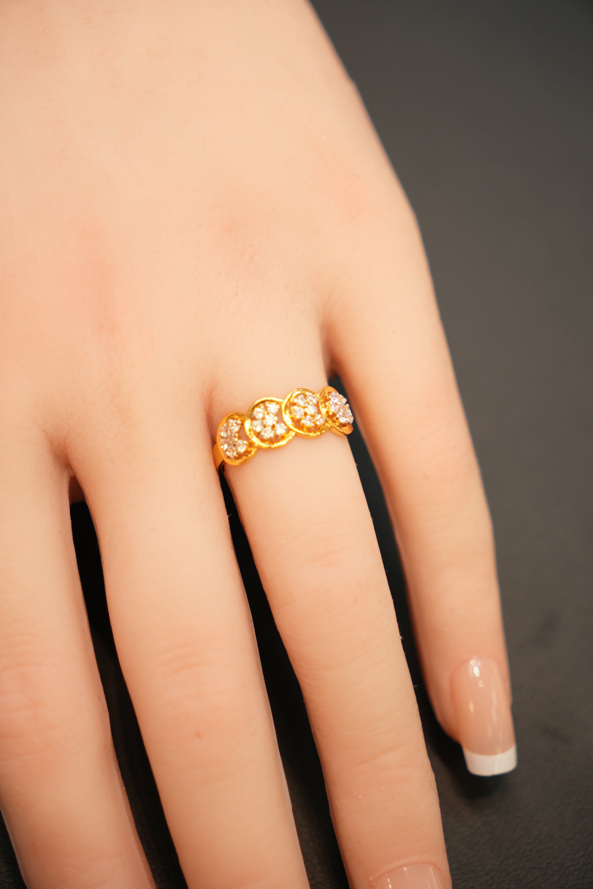 22K Gold Ladies Ring