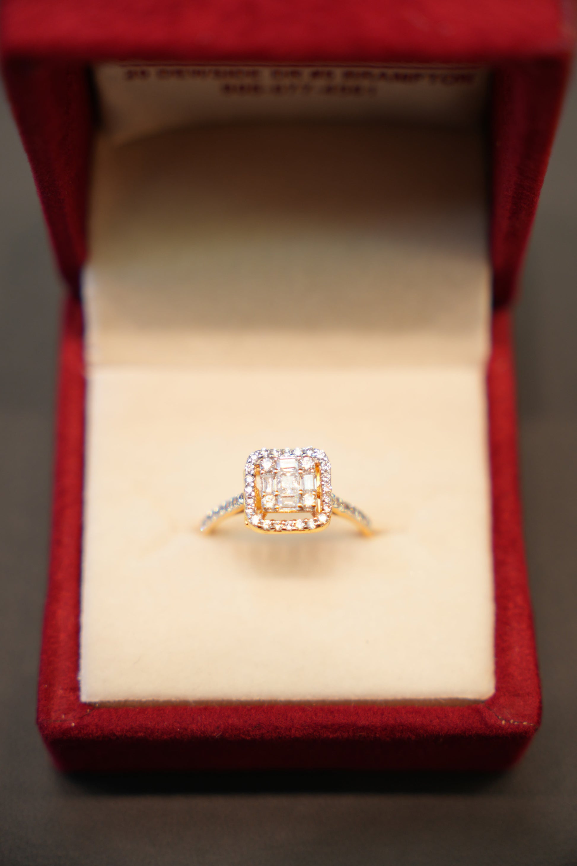 22K Gold Ladies Ring