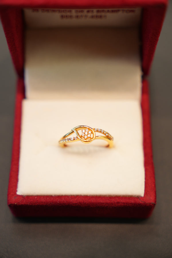 22K Gold Ladies Ring