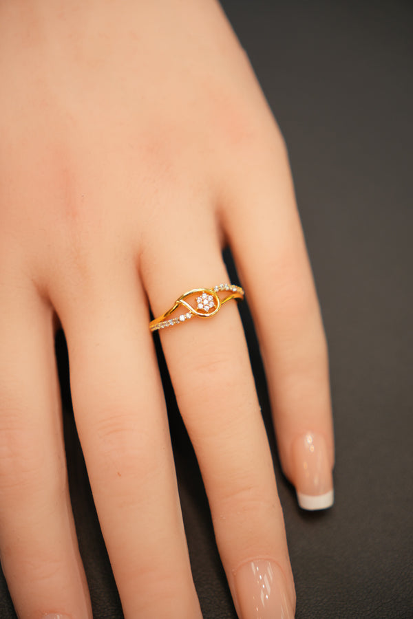 22K Gold Ladies Ring