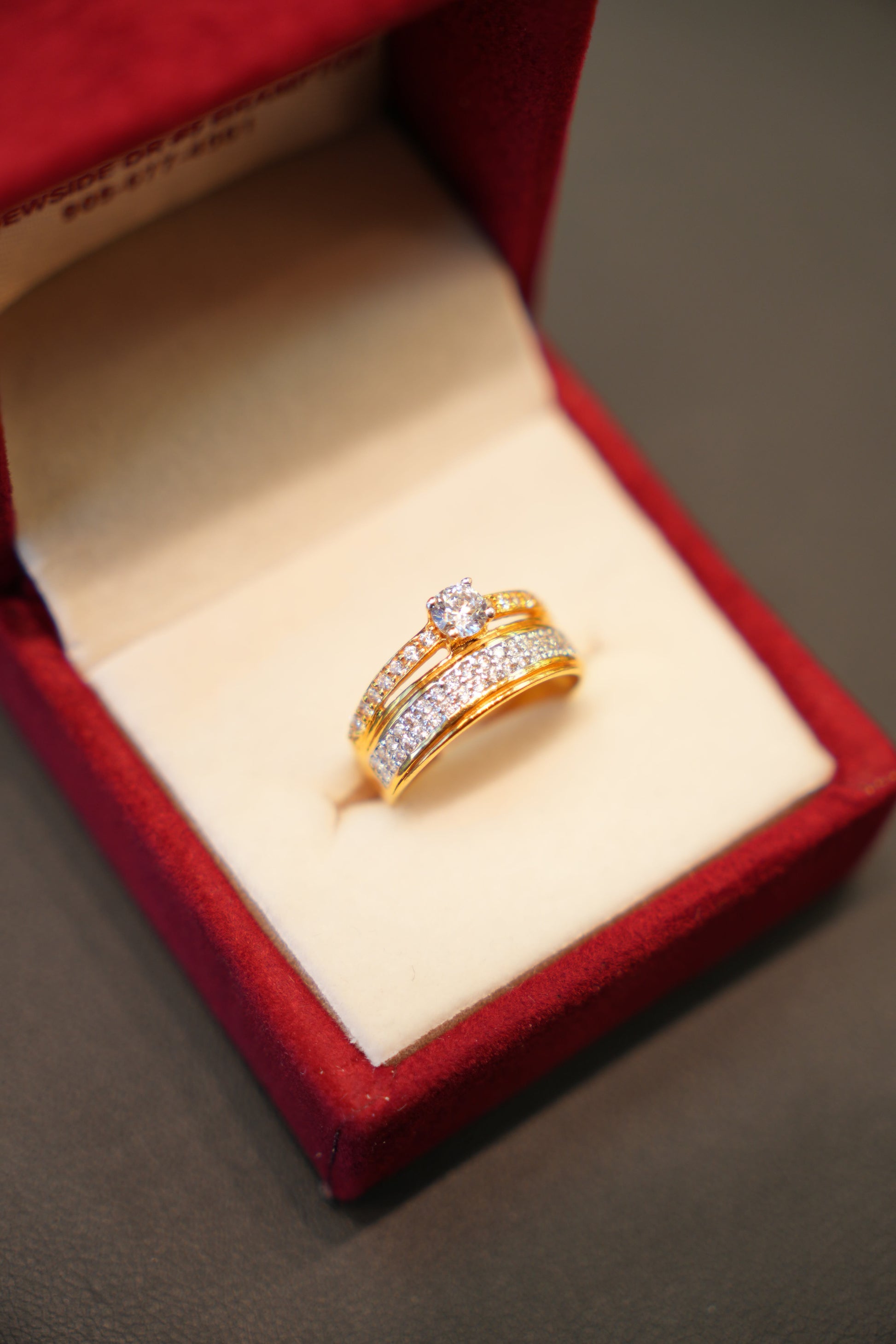 22K Gold Ladies Ring